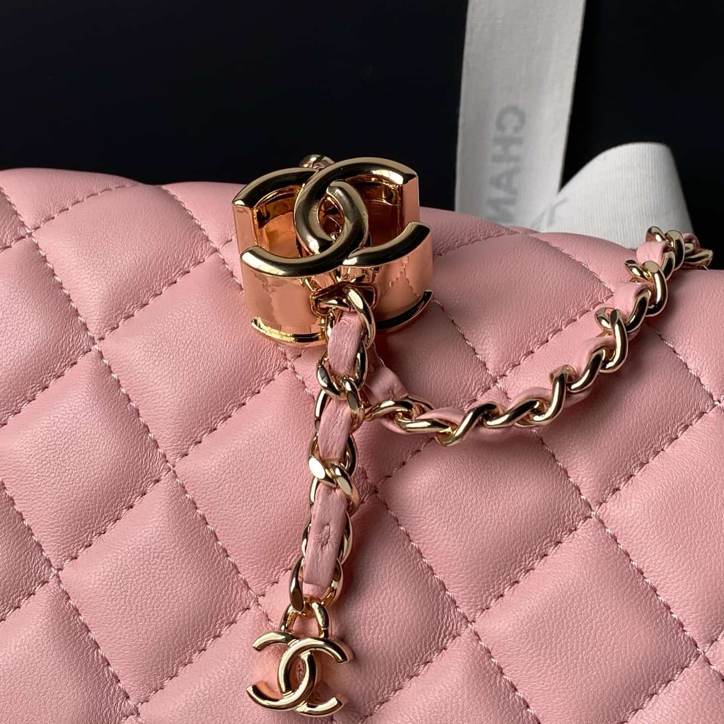 Chanel Classic Flap Bag Lambskin & Gold-Tone Metal AS5756 Pink High