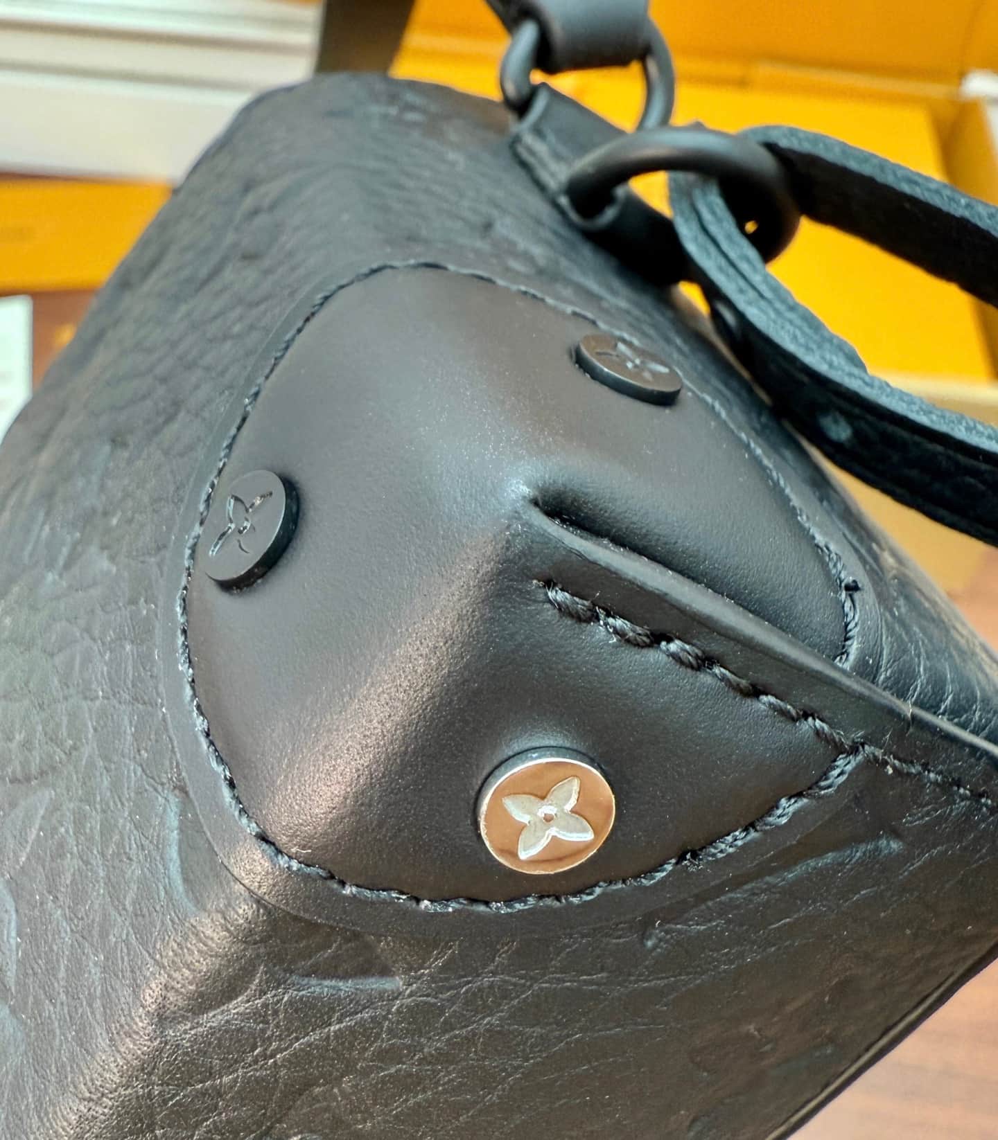 Louis Vuitton Steamer Wearable Wallet Black Embossed cowhide leather M81746 TOP