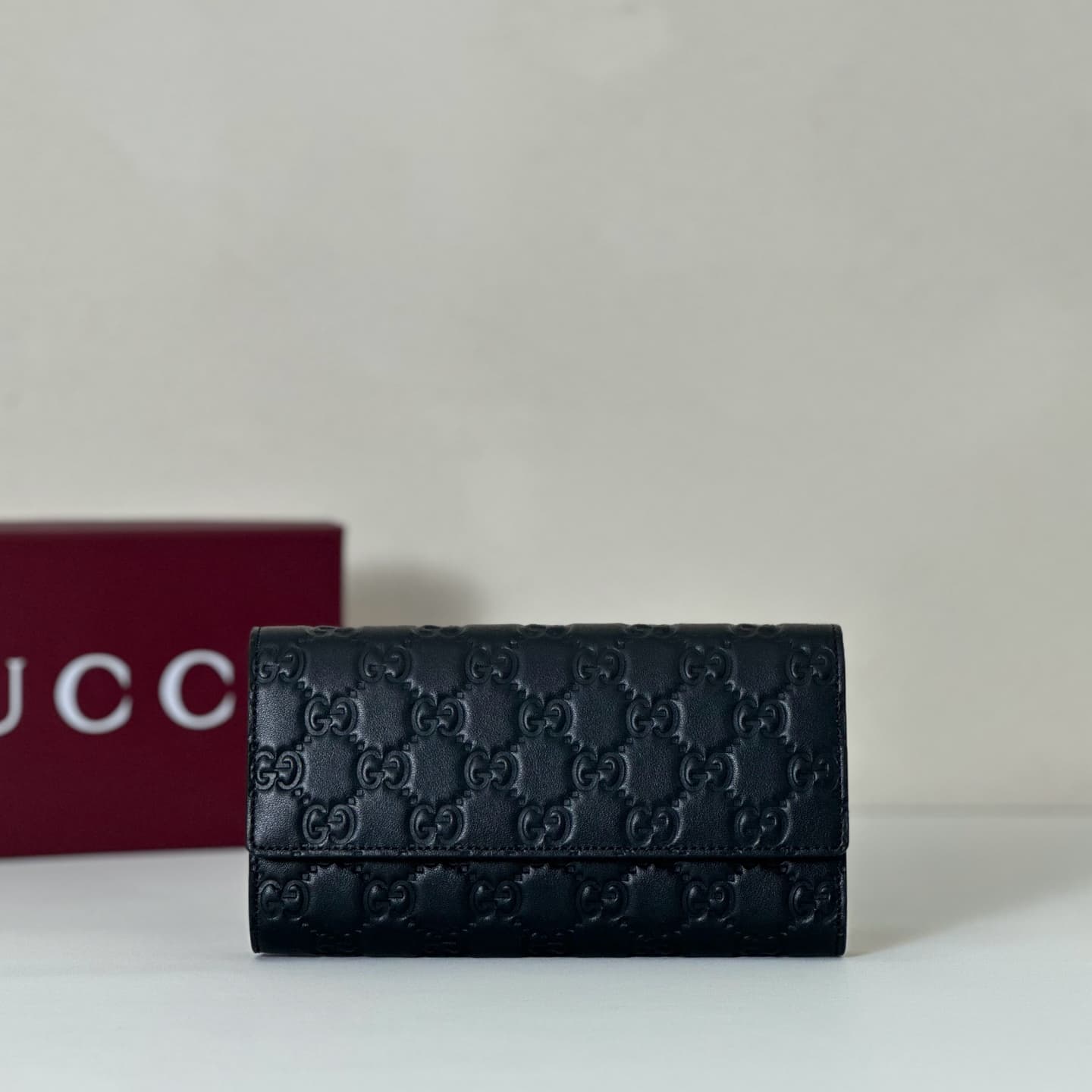 Gucci GG Emblem continental wallet Black 847210 High
