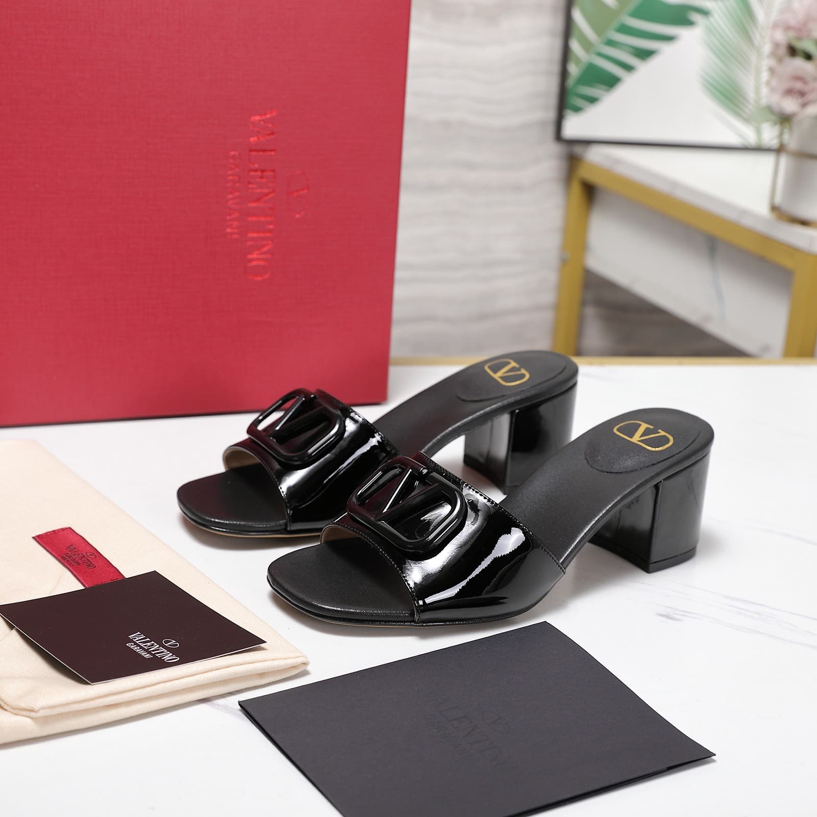 Valentino Garavani VLogo Signature Patent Leather Slide Sandal Women