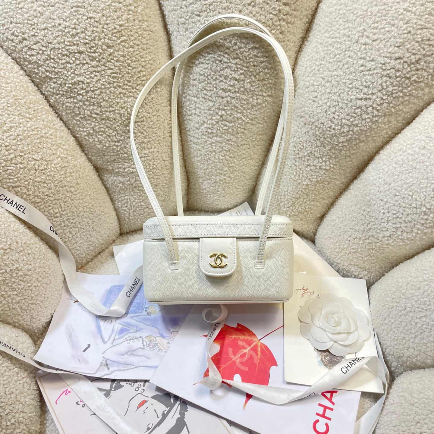 Chanel Long Vanity with Leather Strap Grained Shiny Calfskin & Gold-Tone Metal White AP5067 A
