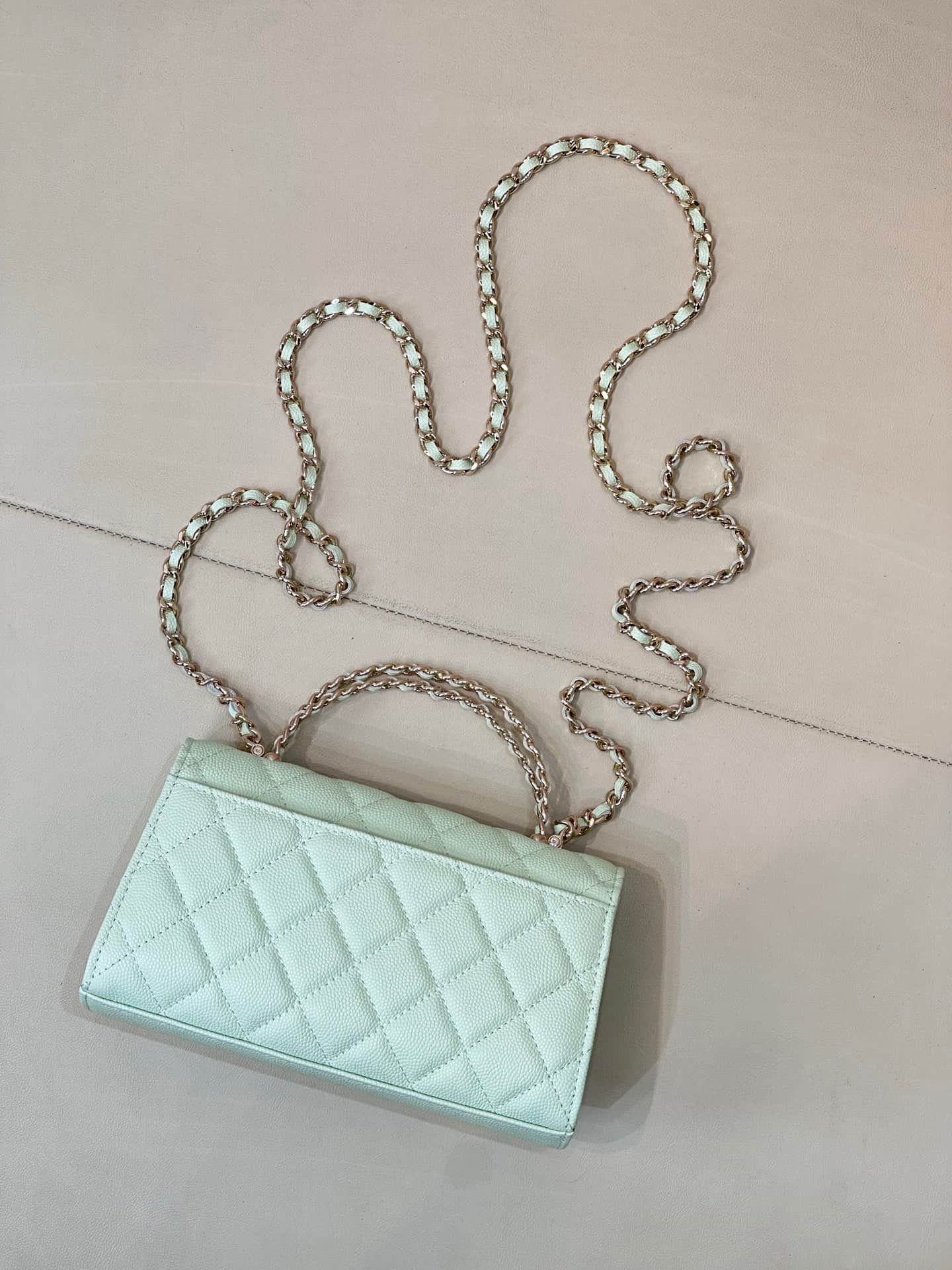 Chanel Clutch with chain Grained Calfskin&Gold-Tone Metal Green AP3238 TOP