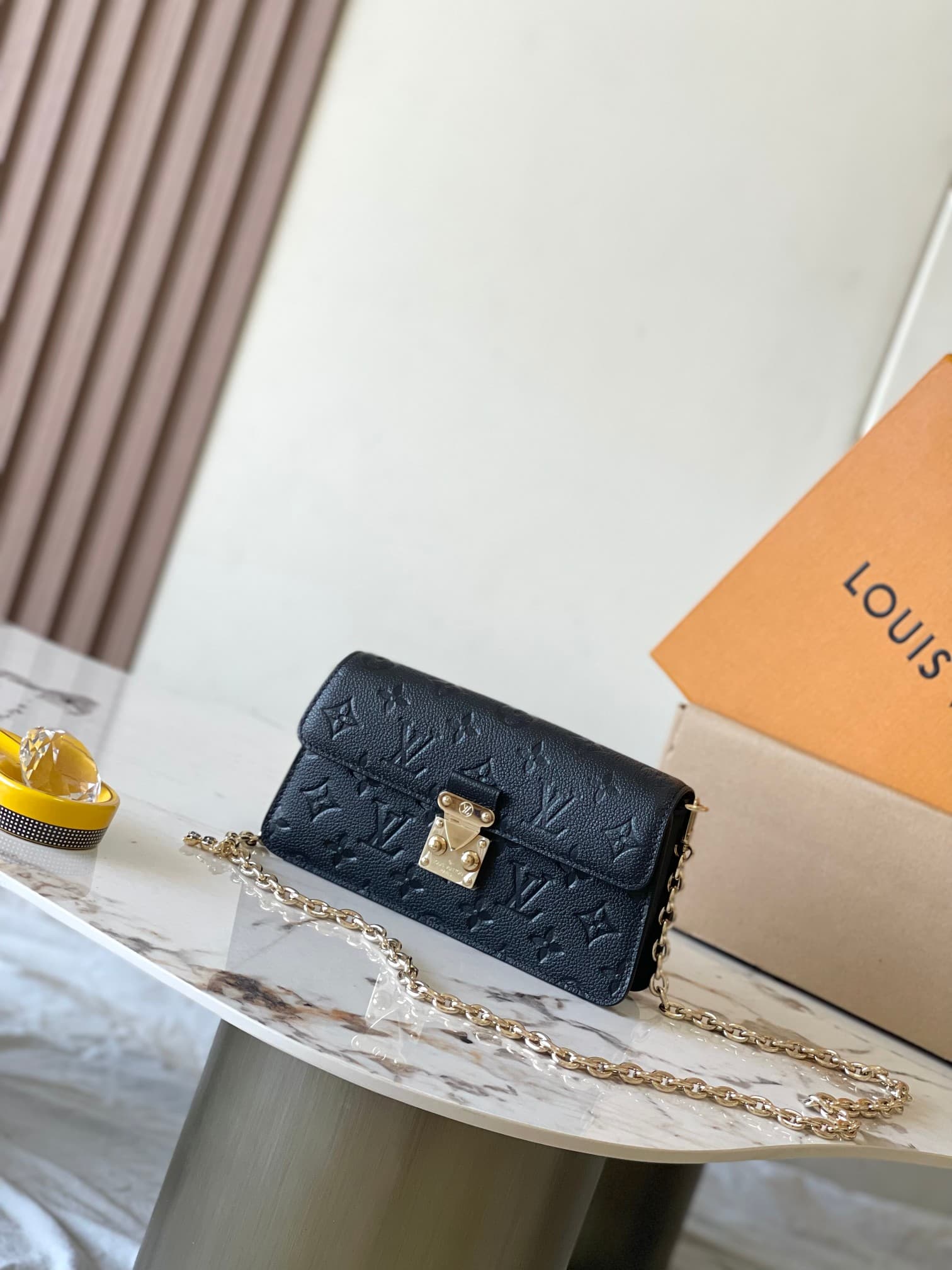 Louis Vuitton Wallet On Chain Métis Black Monogram Empreinte embossed supple grained cowhide leather M82637 TOP