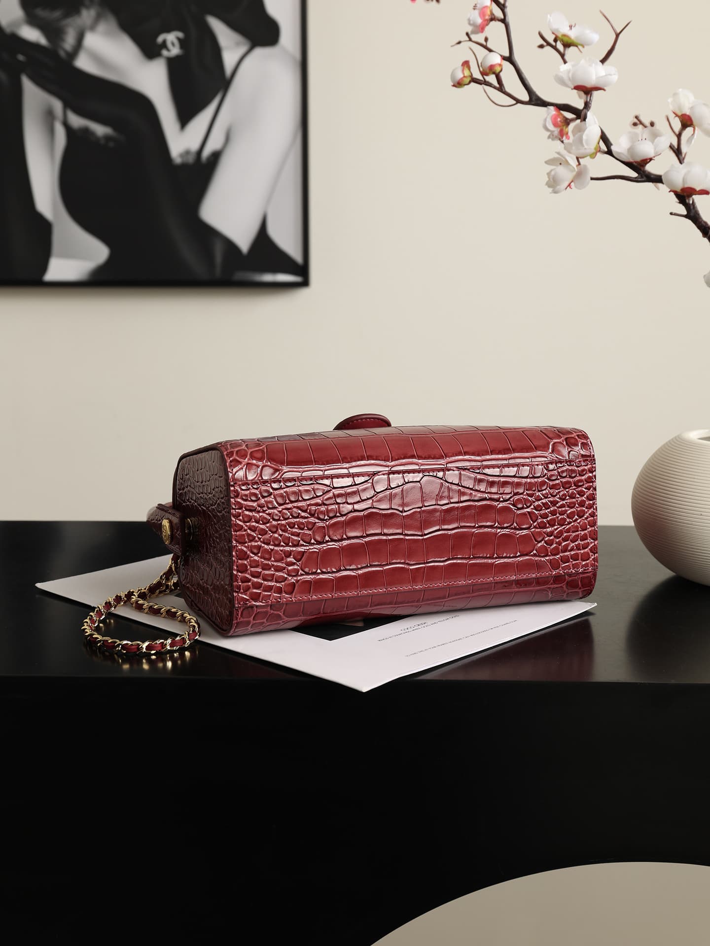 Chanel Clutch with chain Crocodile Embossed Calfskin & Gold-Tone Metal AP5294 Burgundy High