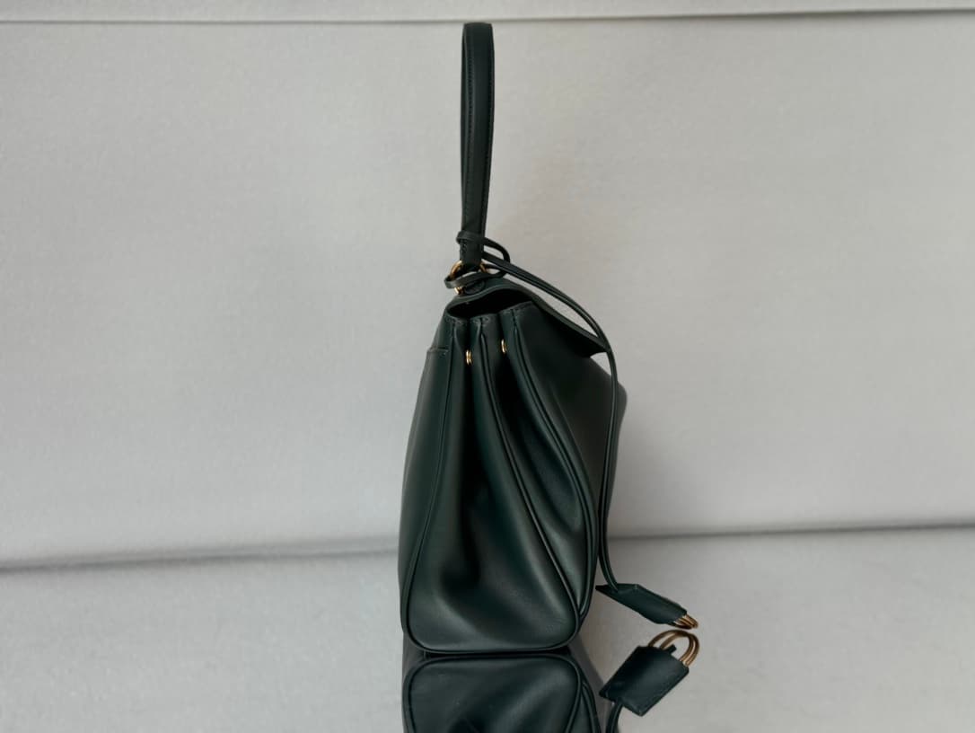 Balenciaga Rodeo Medium Bag in Pine Green Leather With Gold-Tone Metal TOP