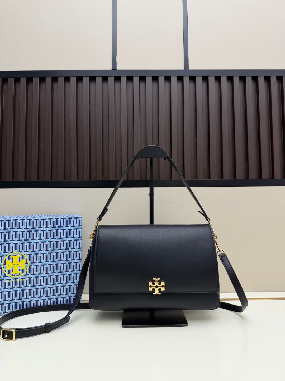 Tory Burch Charlie Shoulder Bag Black Leather