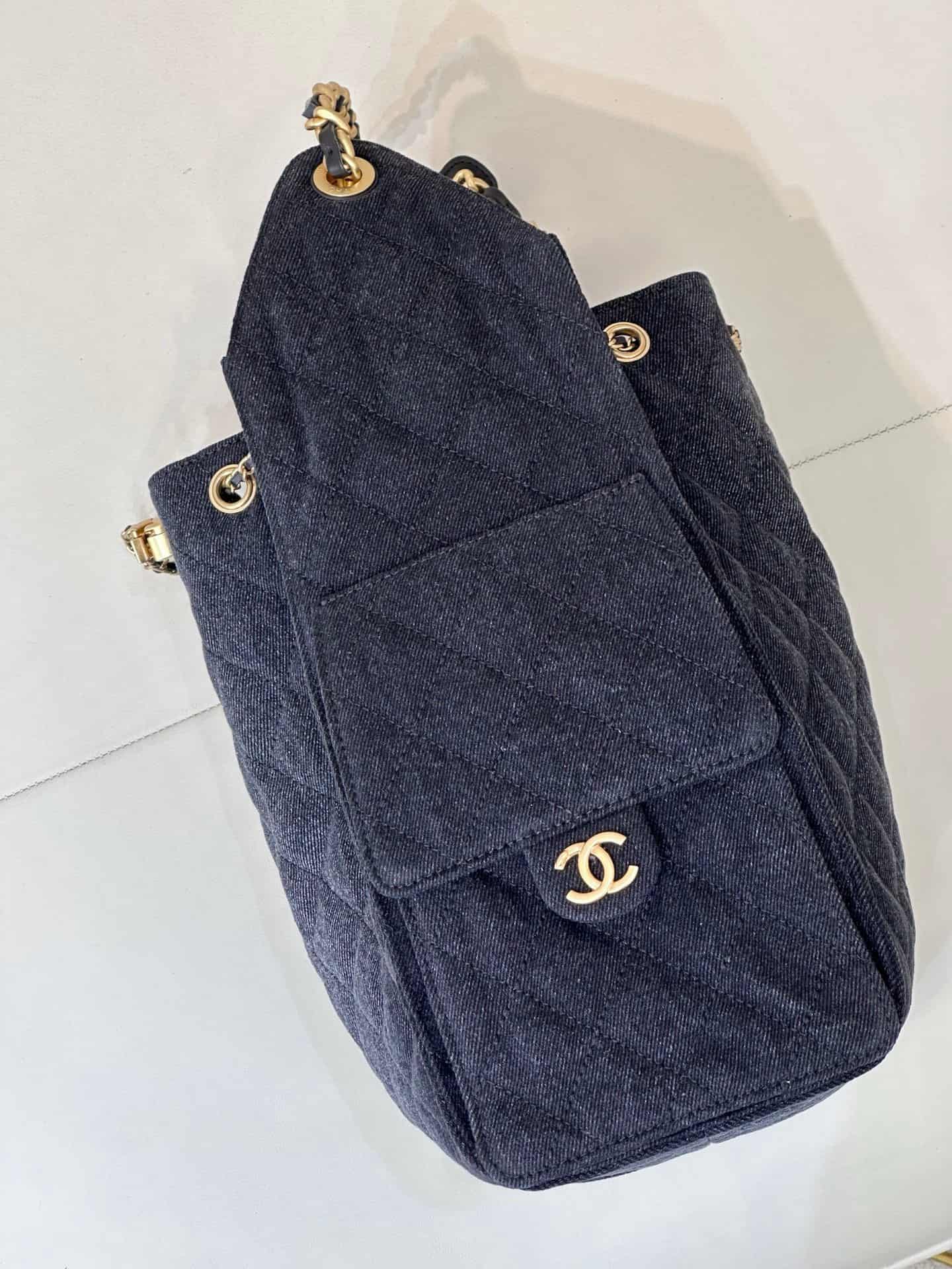 Chanel 25 Medium Hobo handbag AS5311 Denim &Gold-tone Metal Black TOP