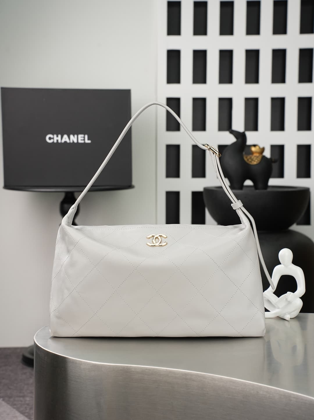 Chanel Maxi Hobo Bag Shiny Lambskin & Gold-Tone Metal AS6139 Light Grey A