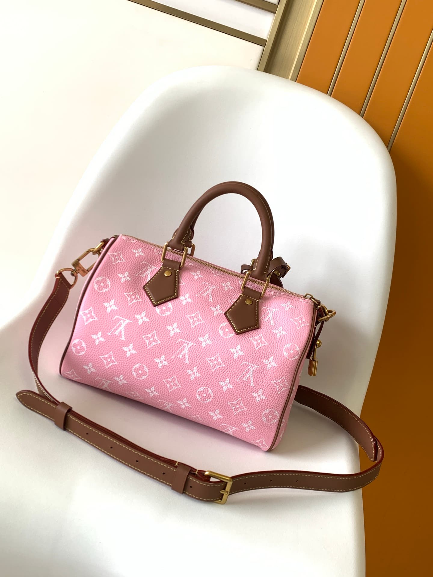 Louis Vuitton Speedy P9 Bandoulière 25 Pink Sakura Calf leather M15279 High