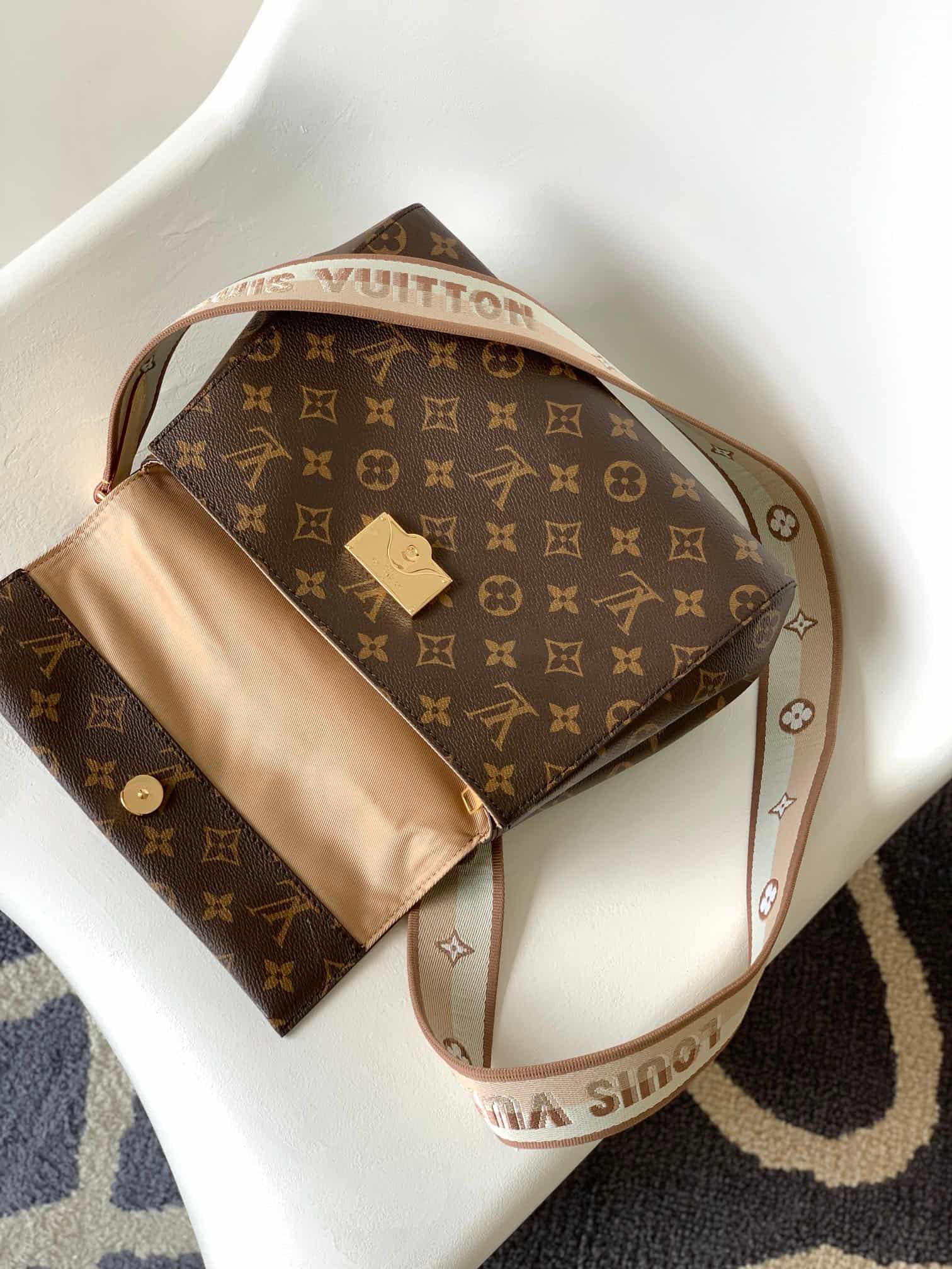 Louis Vuitton Cluny BB Monogram coated canvas M46372 High