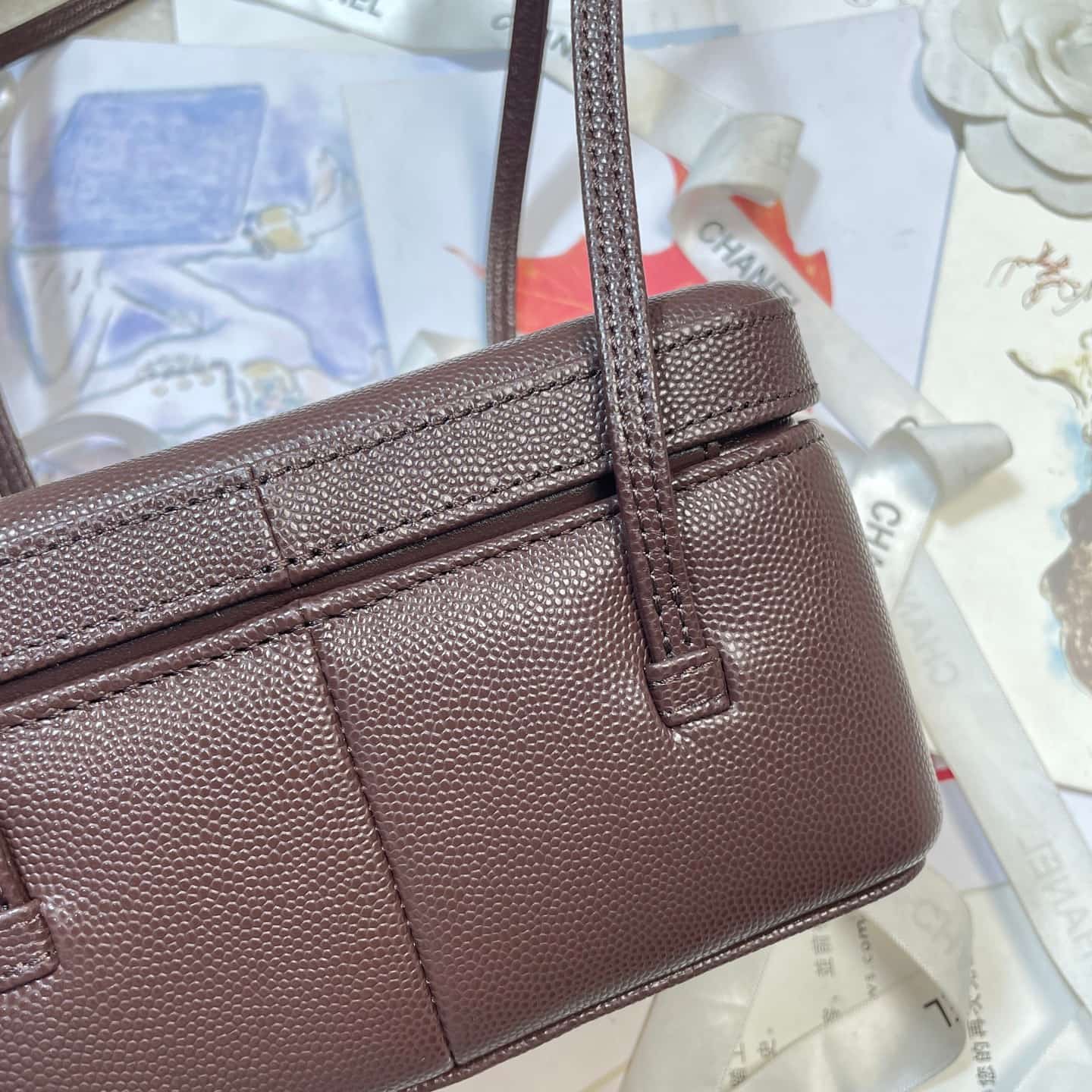 Chanel Long Vanity with Leather Strap Grained Shiny Calfskin & Gold-Tone Metal Dark Blwon AP5067 A