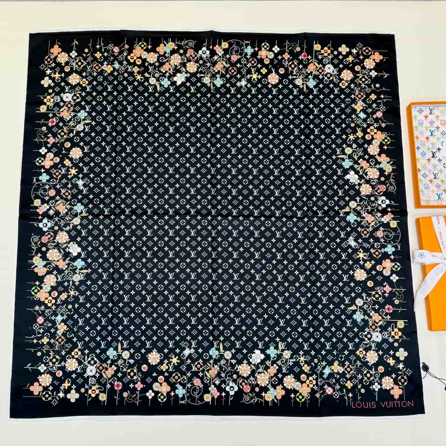 Louis Vuitton x Takashi Murakami Monogram Superflat Flowers Square 90 scarves