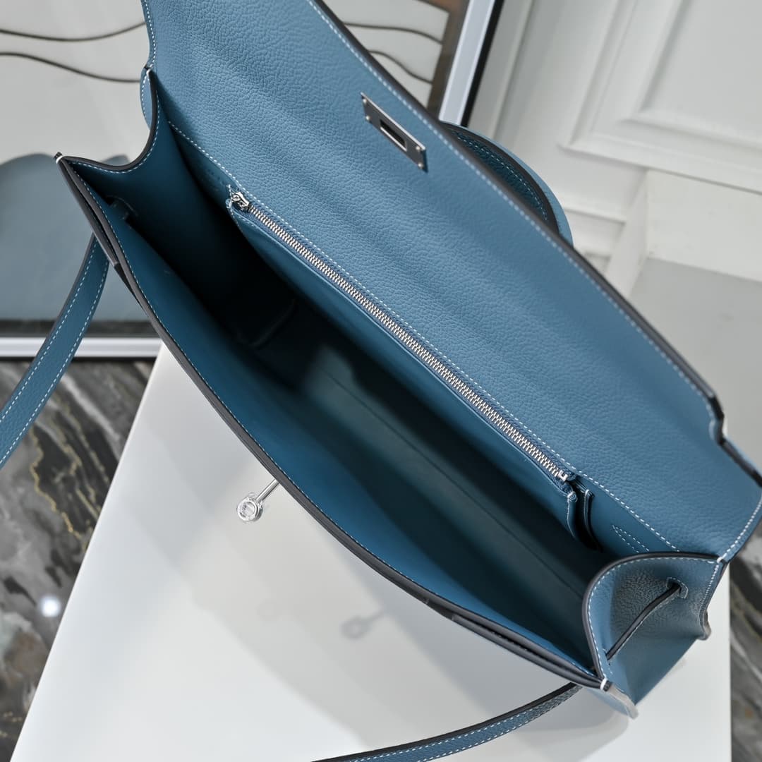 Hermes Kelly depeches Togo 36 briefcase In Light blue CalfskIn WAX High