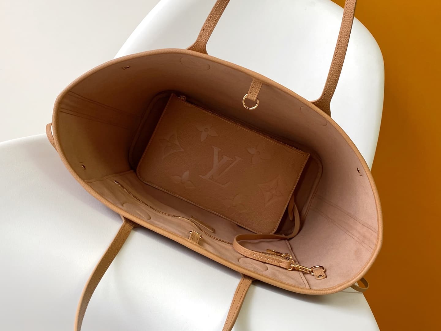 Louis Vuitton Neverfull MM Sand Grained cowhide leather M14319 High