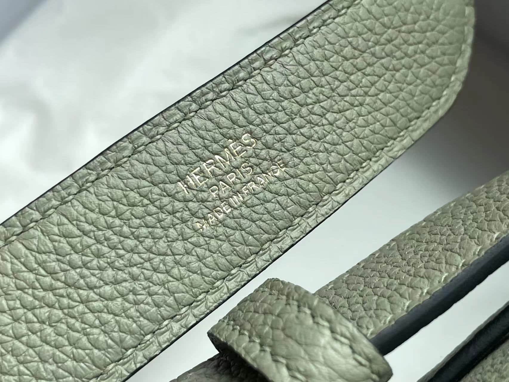 Hermes Kelly Messenger 25cm Taurillon Clemence Leather In Menthe WAX