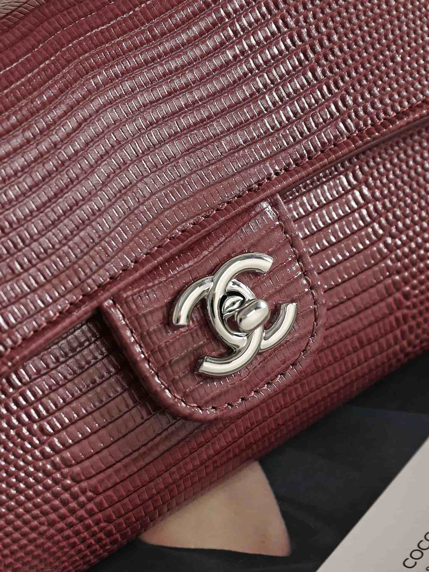 Chanel Clutch with chain Lizard Embossed Calfskin & Silver-Tone Metal Burgundy AP5280 A