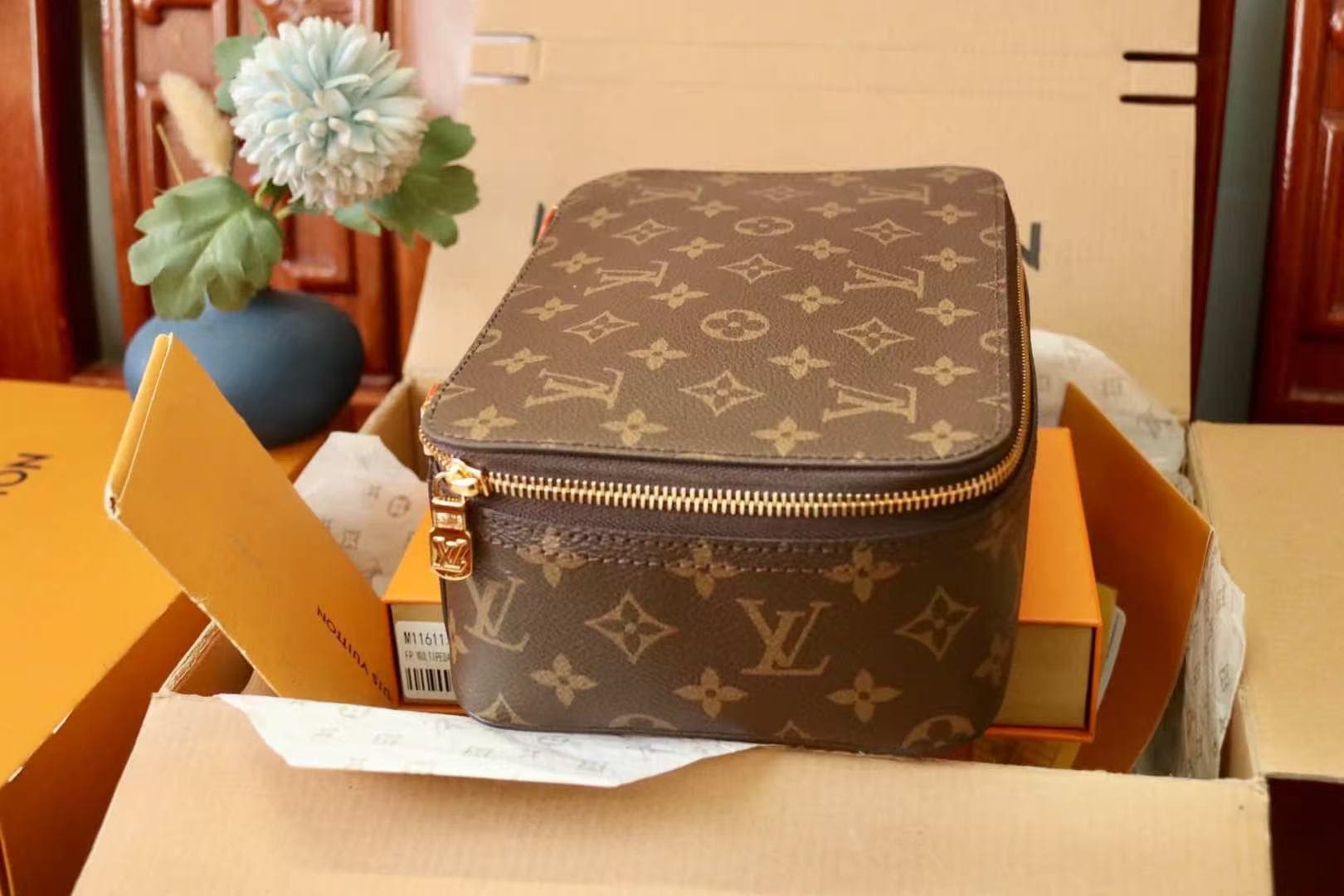 Louis Vuitton PACKING CUBE MM Monogram High