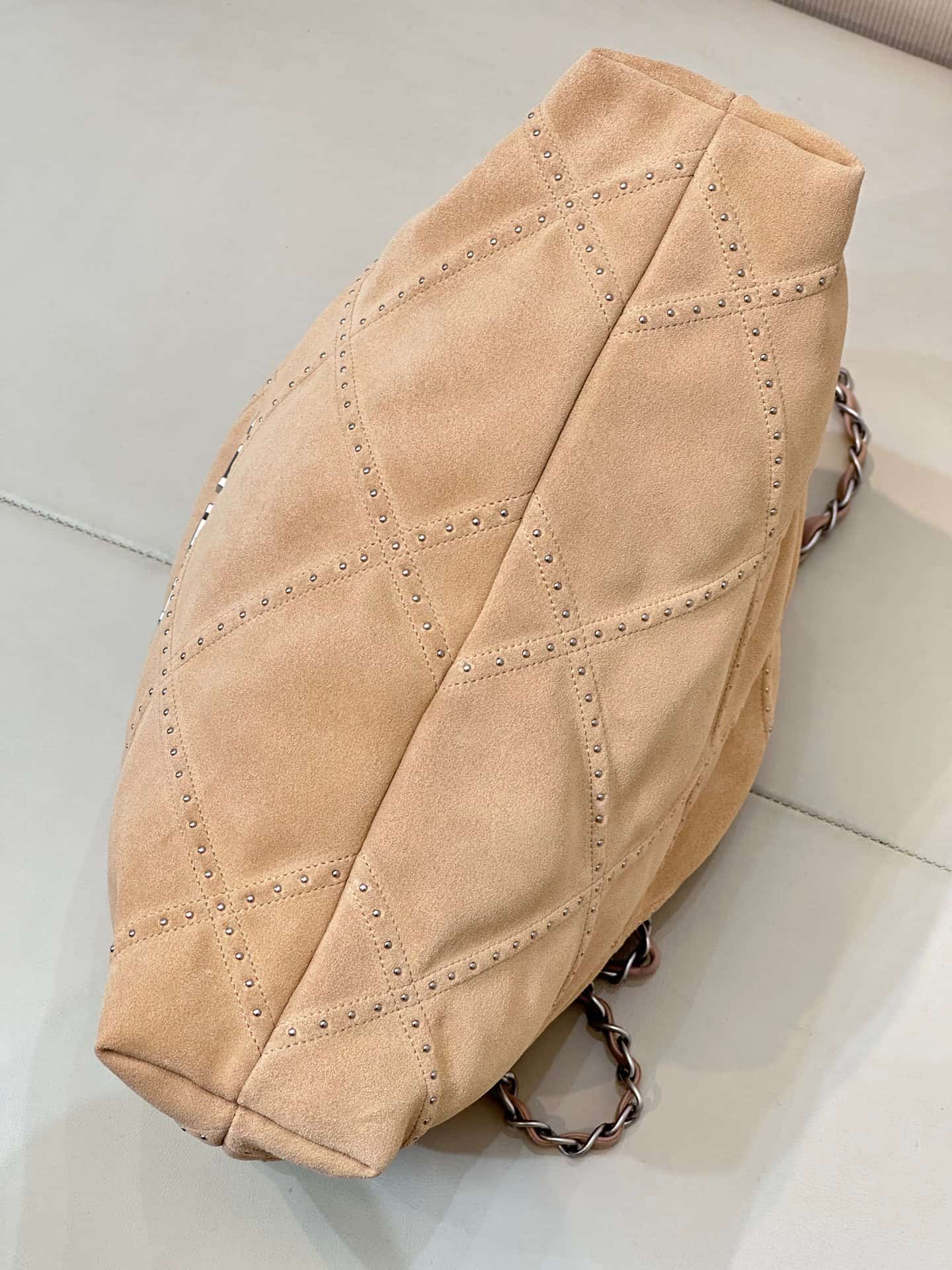 Chanel 22 Small handbag Suede calfskin studs & silver-tone metal AS3260 Beige TOP