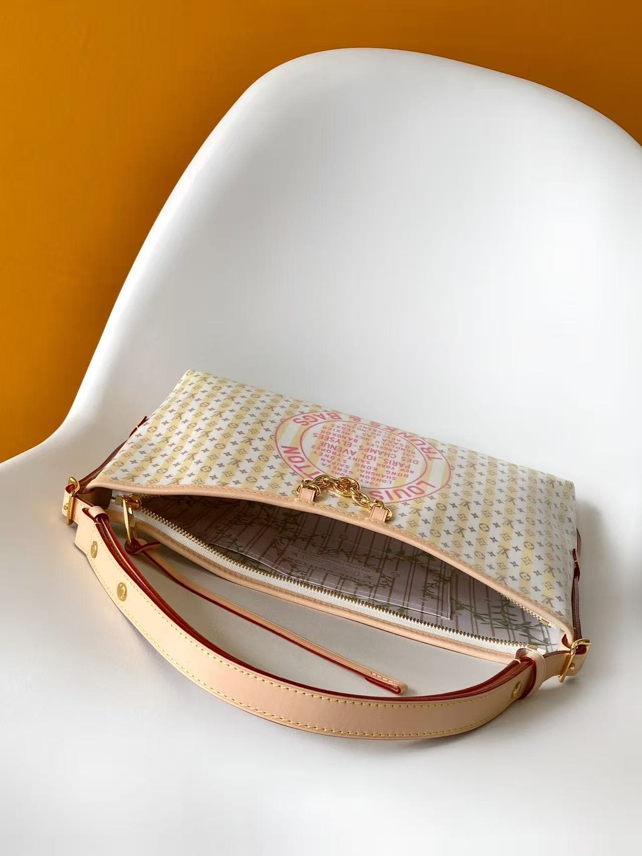 Louis Vuitton Carryall East West Banana Coated canvas M29139 High