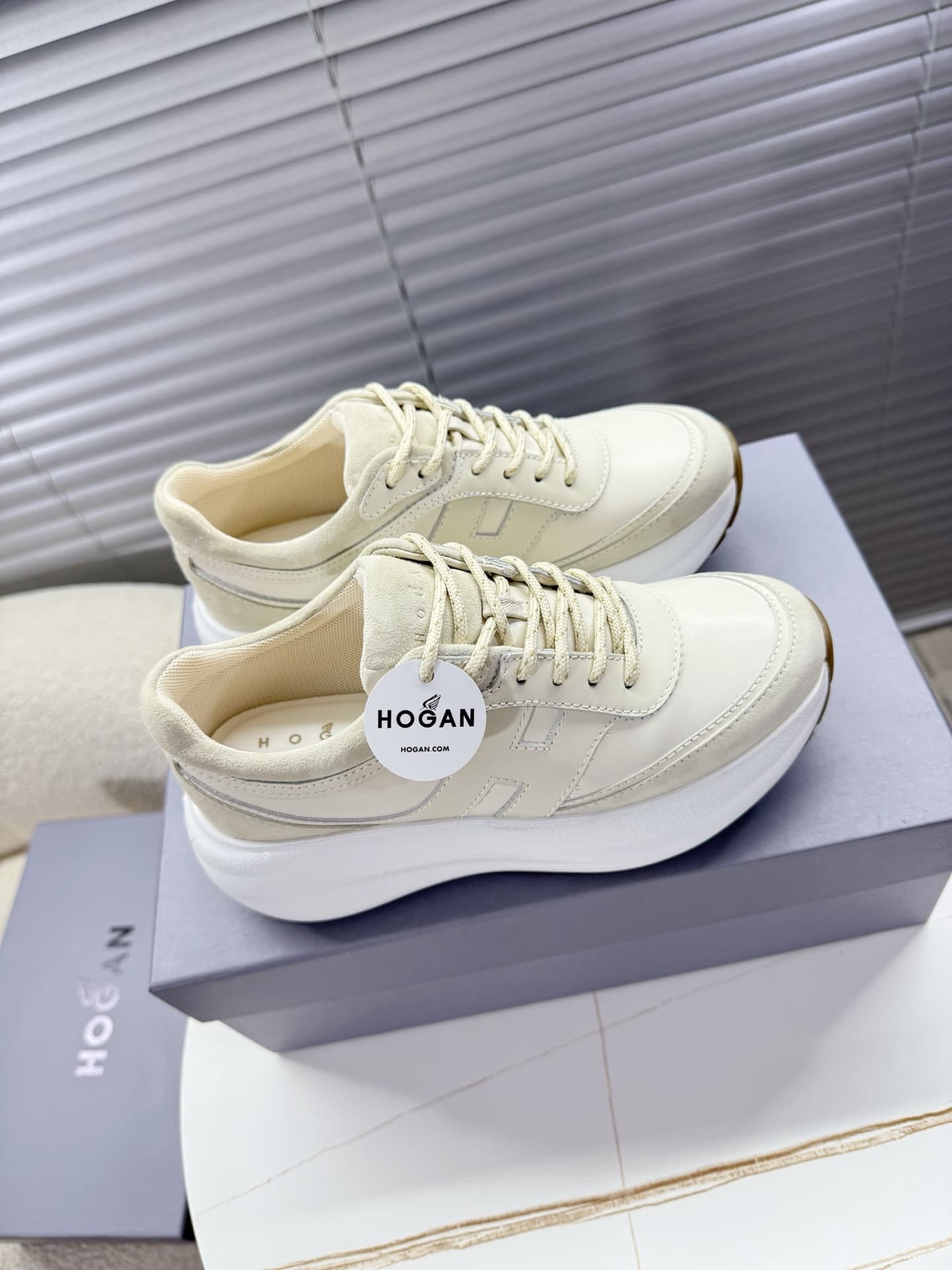 Hogan H696 Sneakers Shoes Women