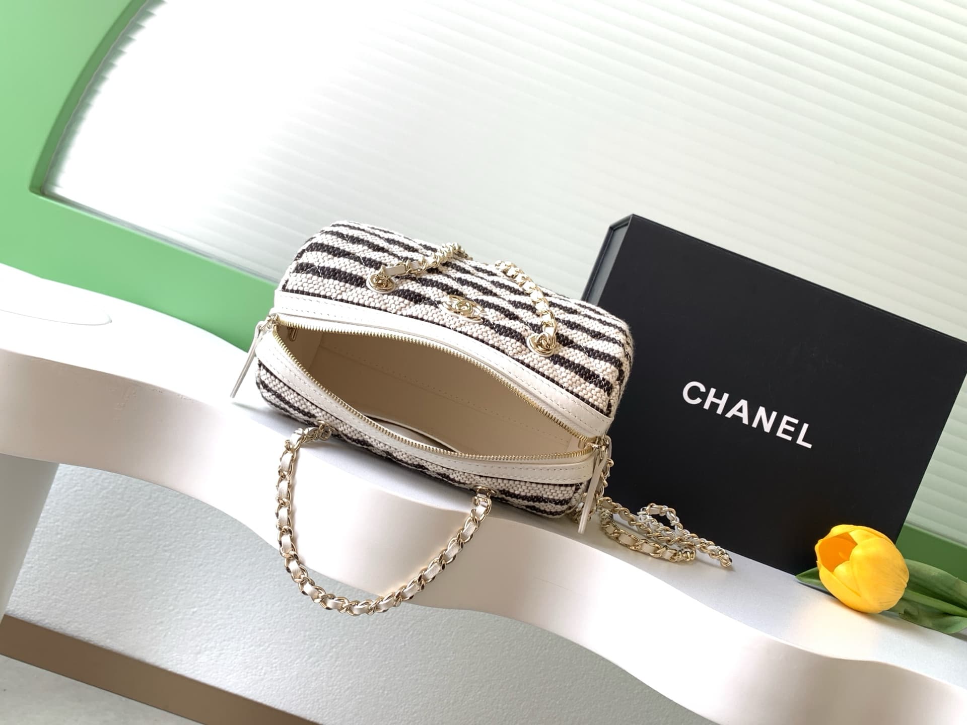 Chanel Clutch with Chain Printed Fabric & Gold-Tone Metal Beige & Light Black AP4986 A