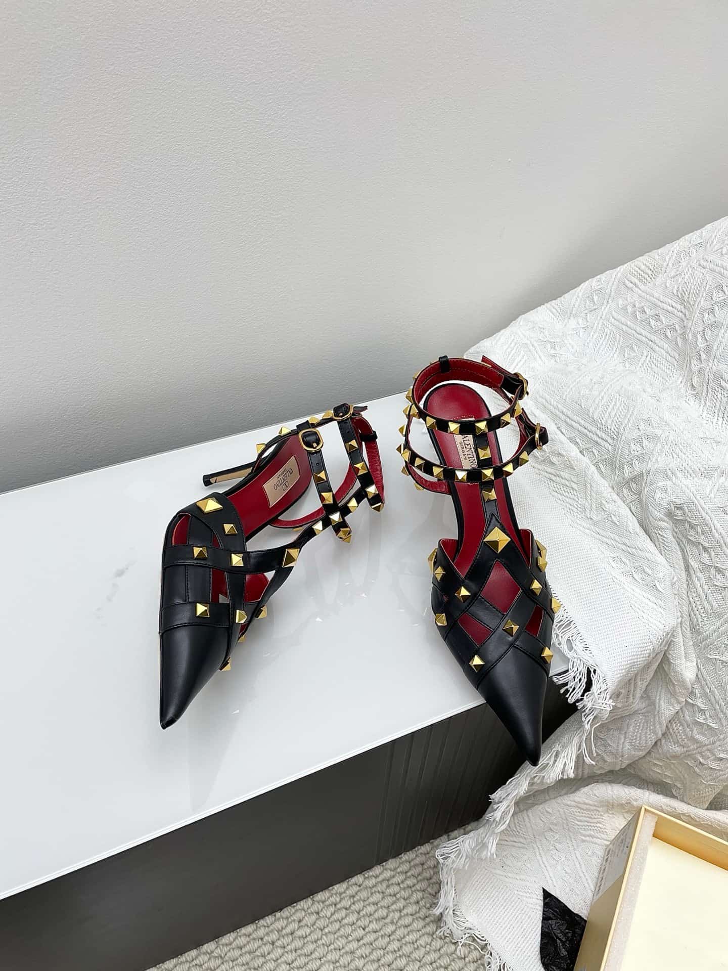 Valentino Garavani Studdy Leather Pump Shoes Women
