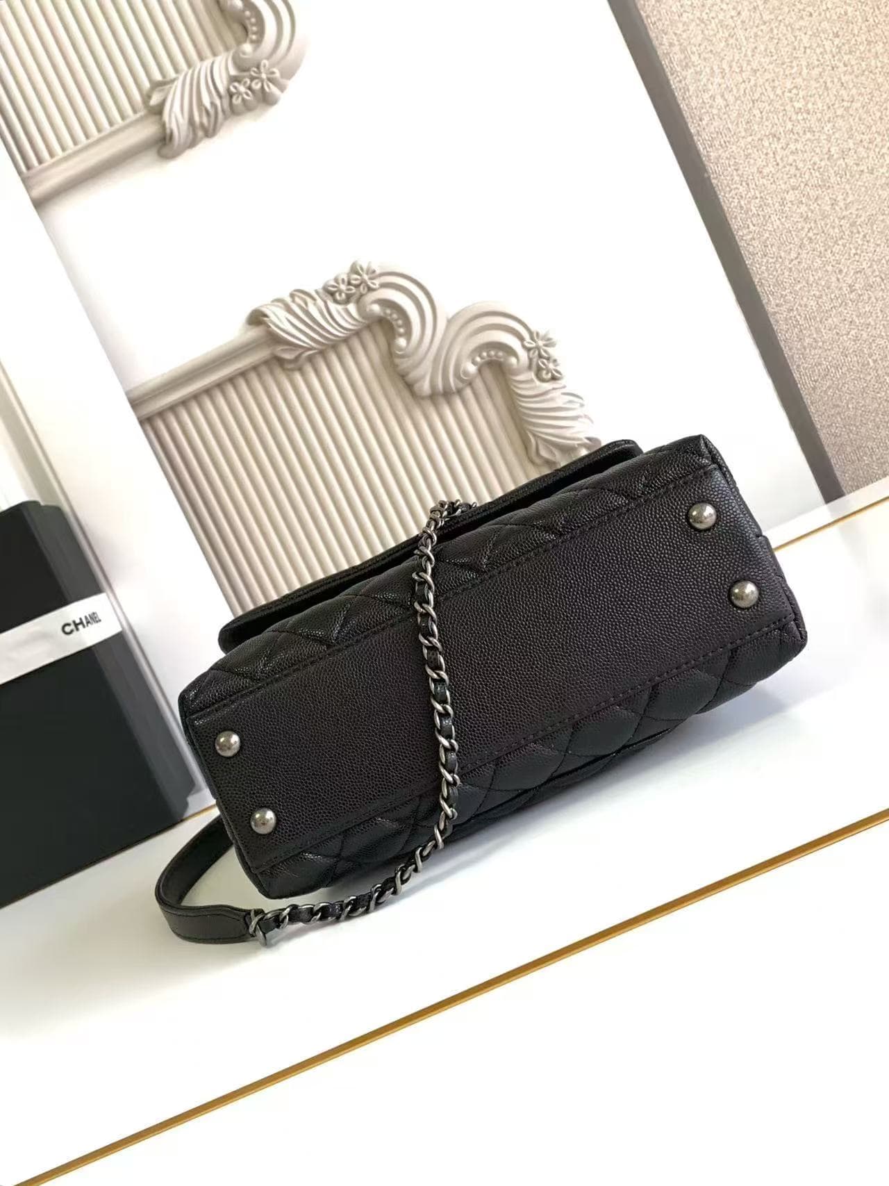 SMALL FLAP BAG WITH TOP HANDLE Grained Calfskin Black-binding Anti-silver Metal High