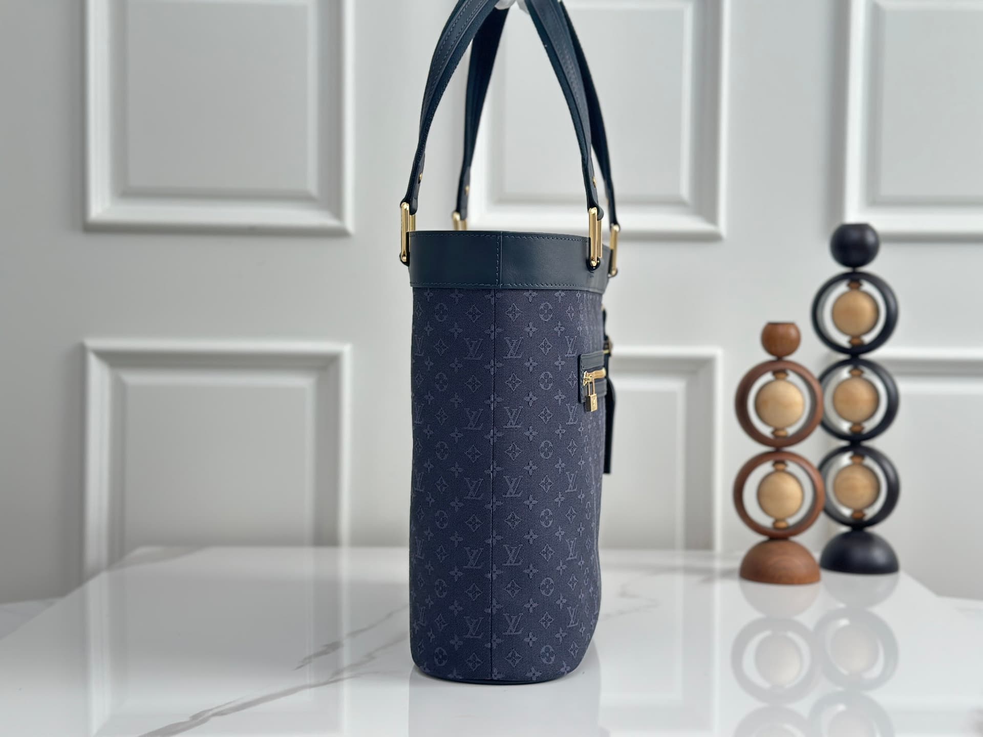 Louis Vuitton Monogram Lin Lucille shoulder bag M92679 High