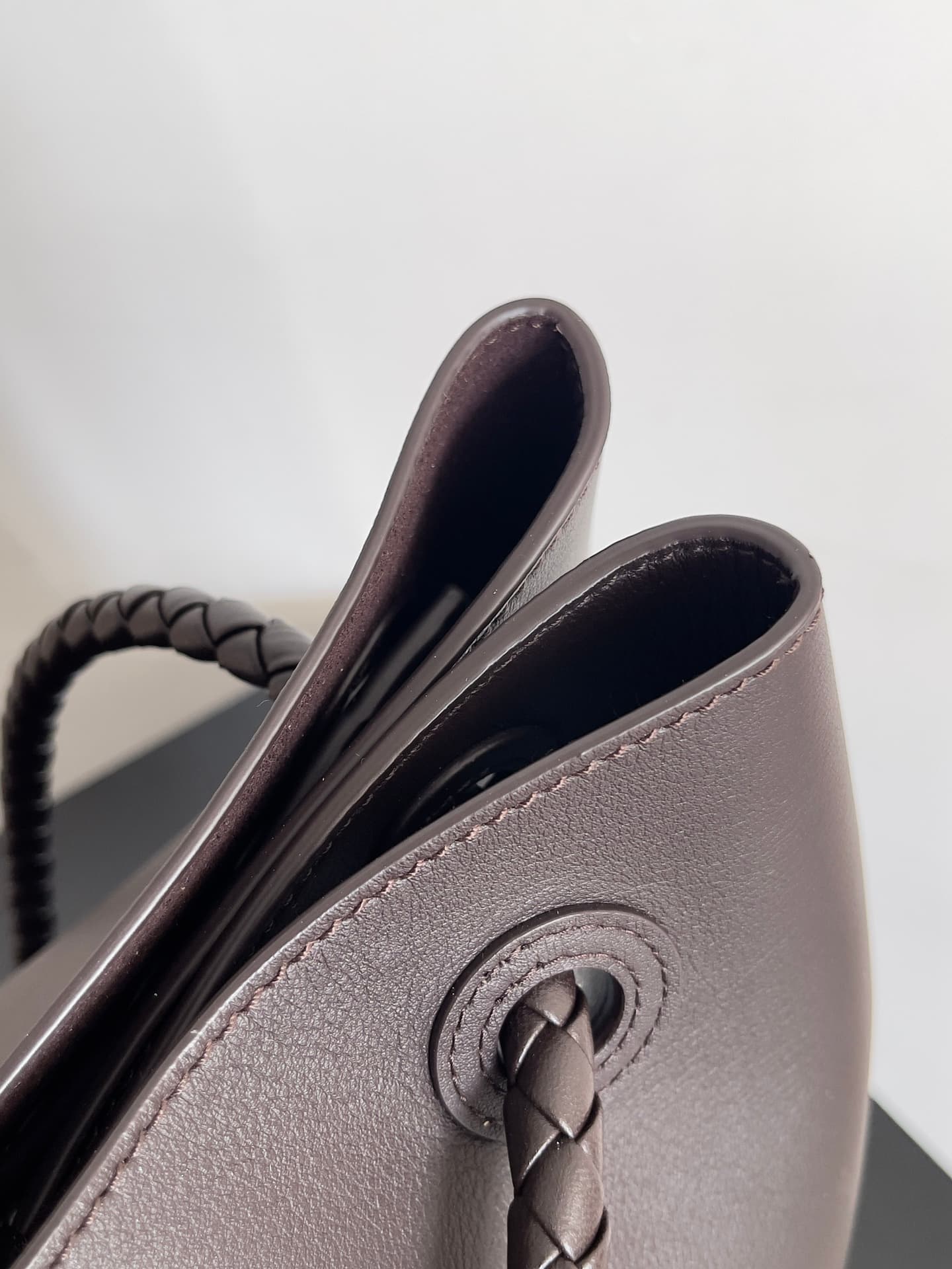 BV Andiamo Large tote bag in brown calfskin leather TOP