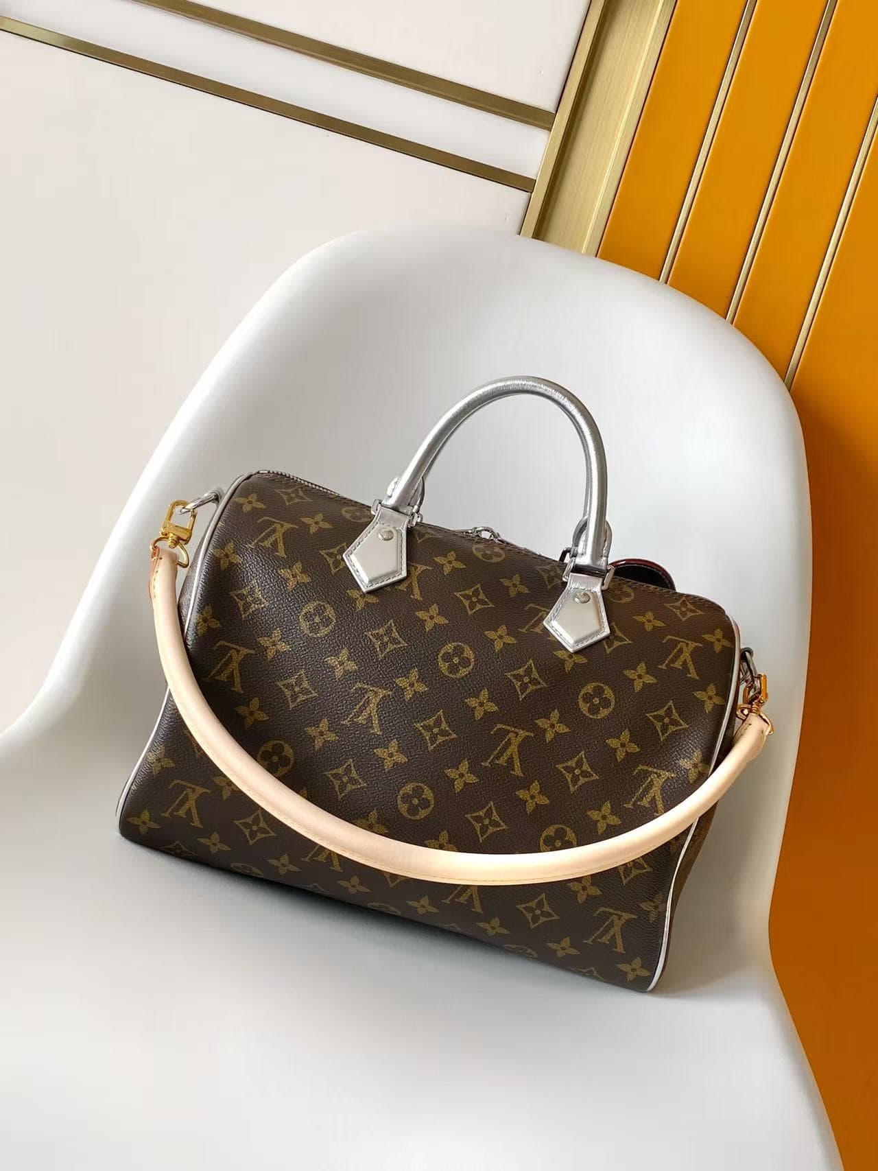 Louis Vuitton 57th Street NYC Speedy Bandoulière 30 Monogram Silver Coated canvas M27324 High