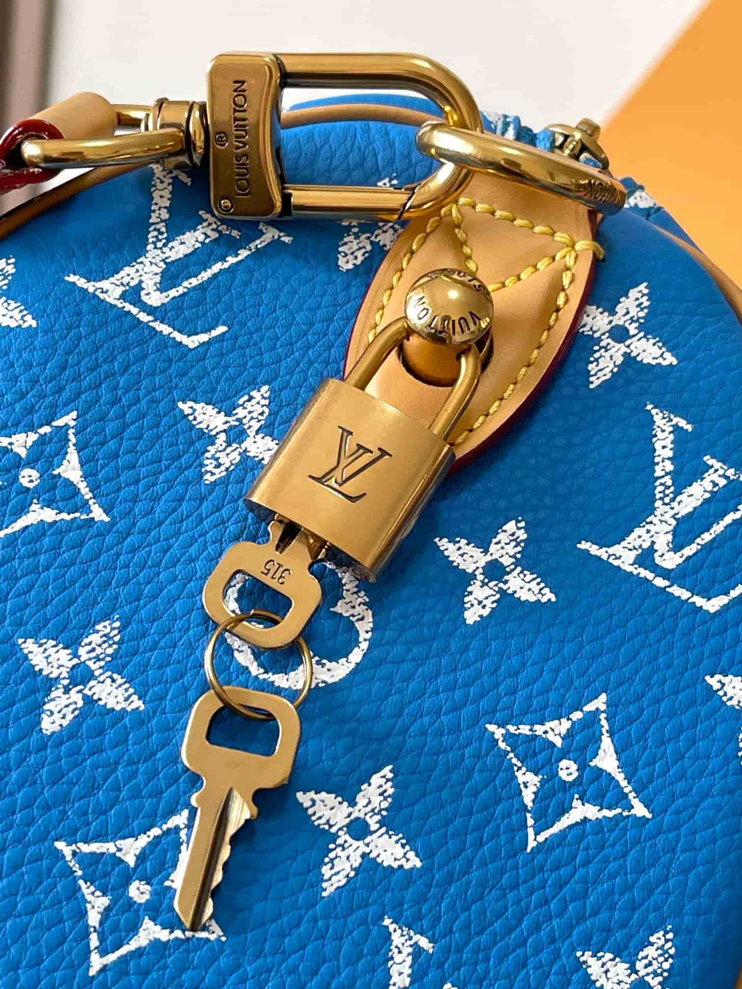 Louis Vuitton Speedy P9 Bandoulière 25 Soft calfskin Monogram Leather M24424 Blue TOP