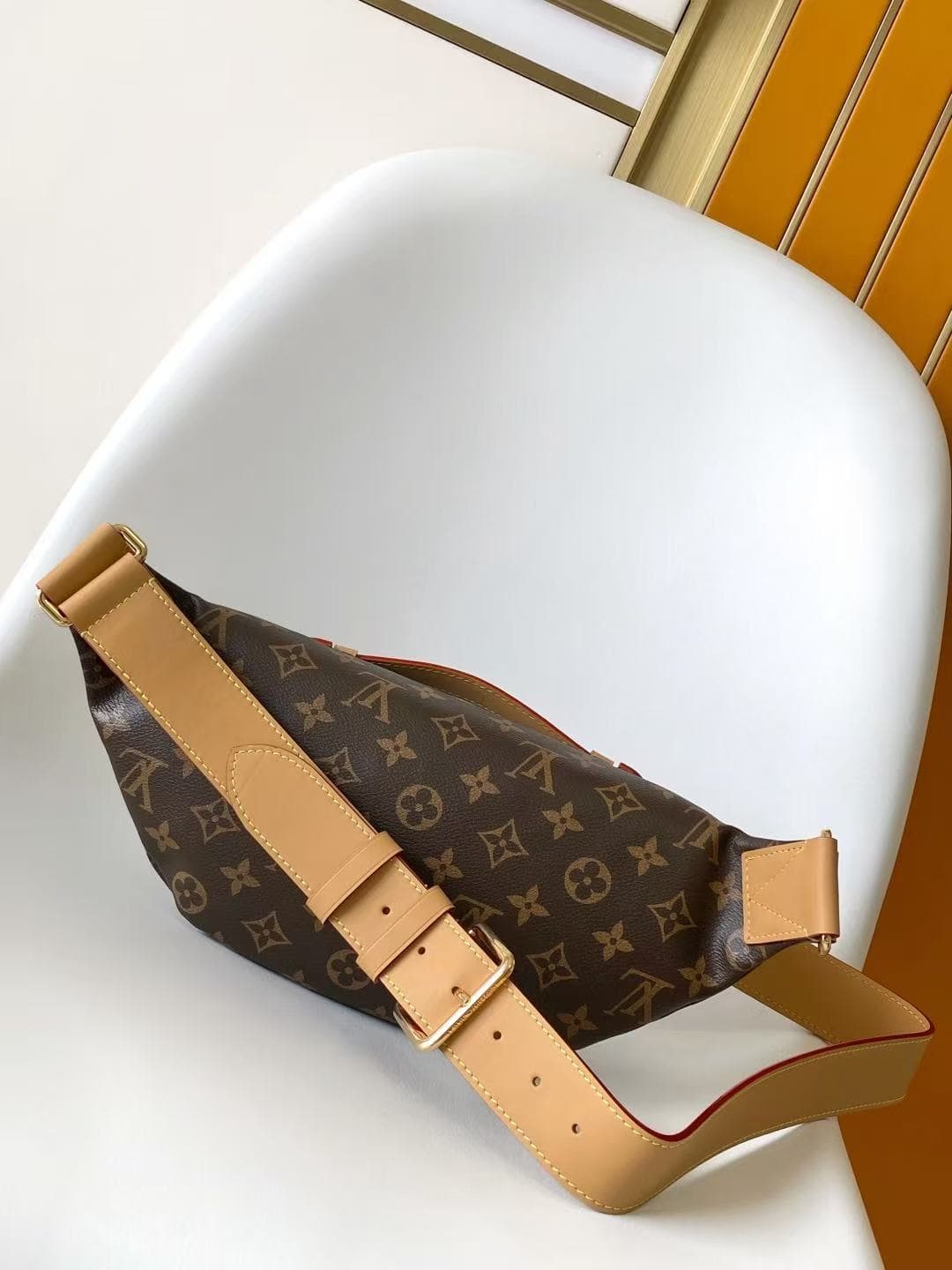 Louis Vuitton Rush Bumbag MONOGRAM ARCHIVE M14019 High