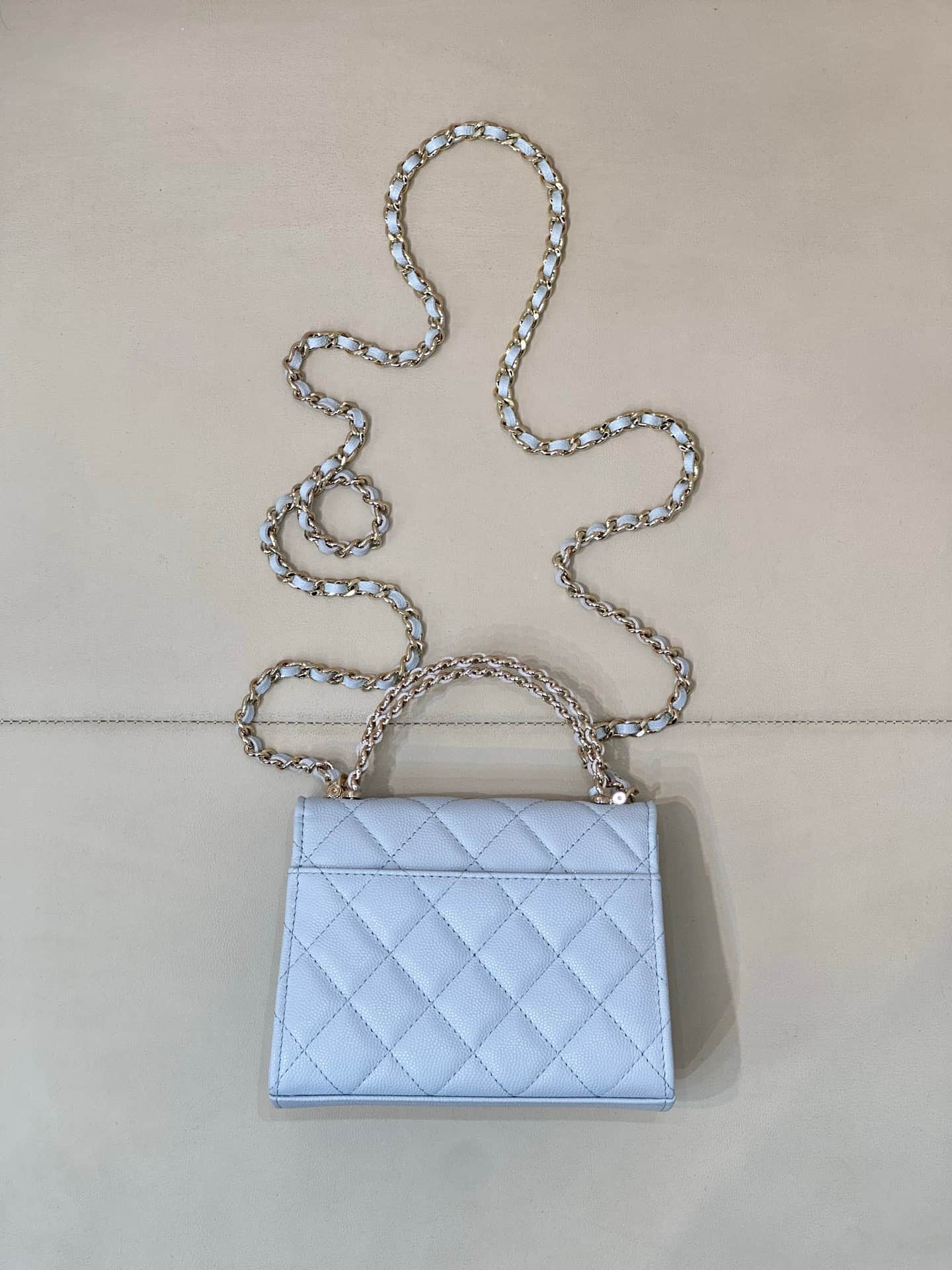 Chanel Clutch with chain Grained Calfskin&Gold-Tone Metal Blue AP3236 TOP