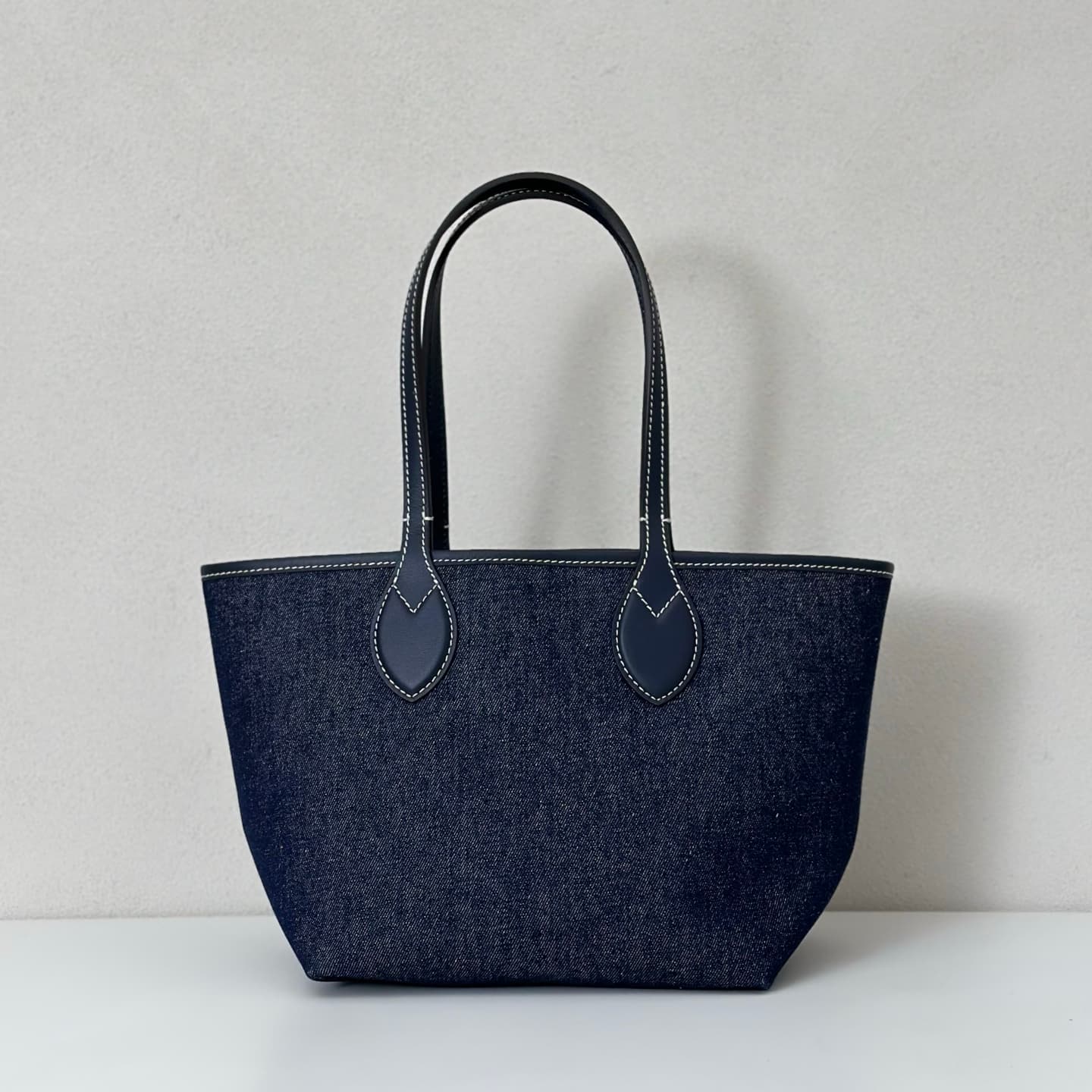 Gucci Totissima small reversible tote 820496 Dark blue denim High