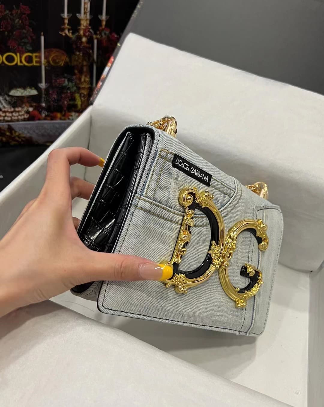 Dolce & Gabbana Denim DG Girls shoulder bag in Washed Grey high