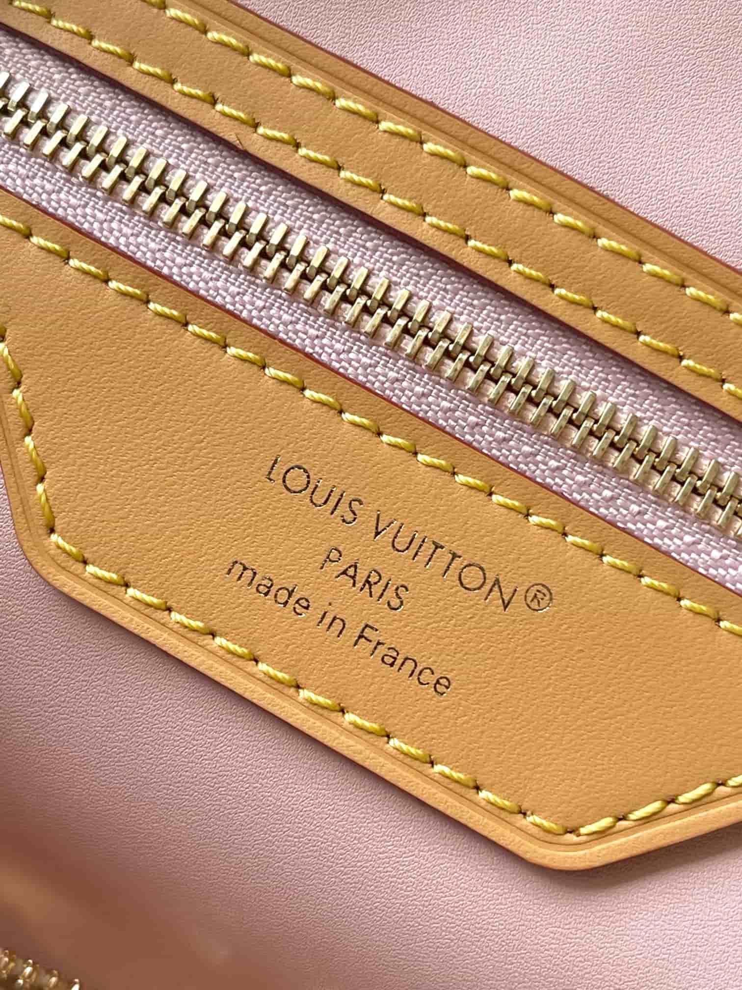 Louis Vuitton Speedy Soft 30 Lucky Coated canvas Monogram Dune/Pink M15108 TOP