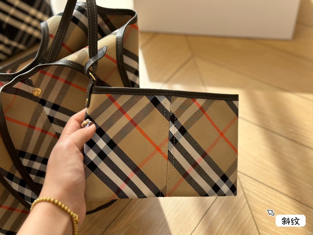 Burberry Small Check Shoulder Bag Sand/Black