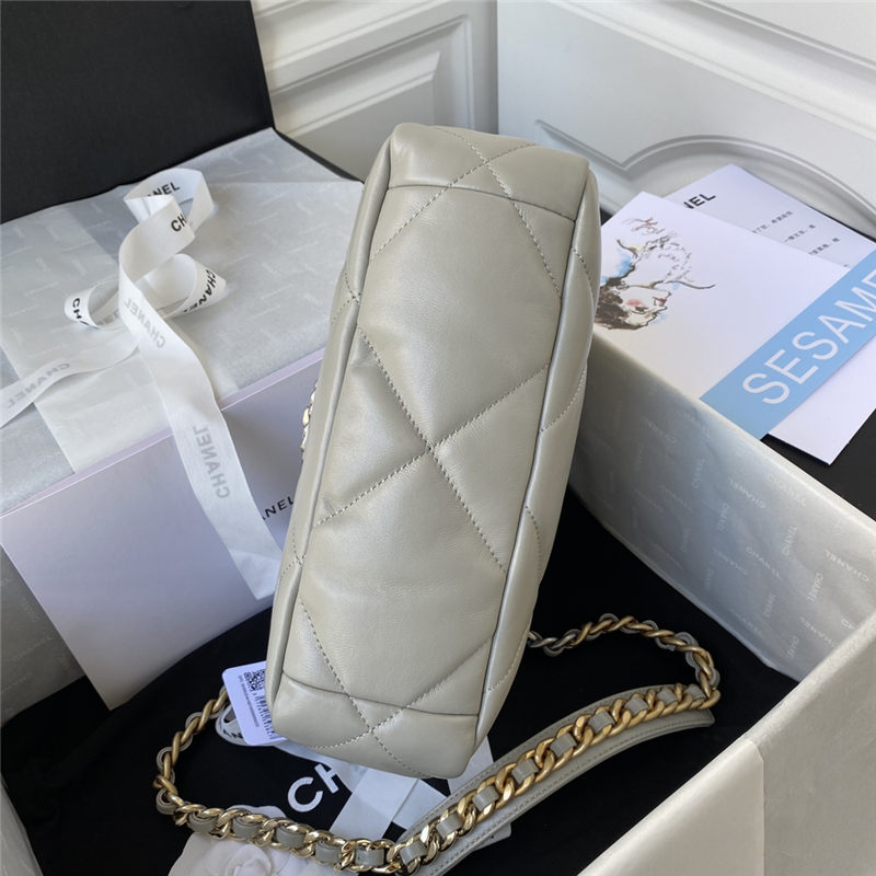 Chanel 19 Flap Bag Lambskin Grey Silver High