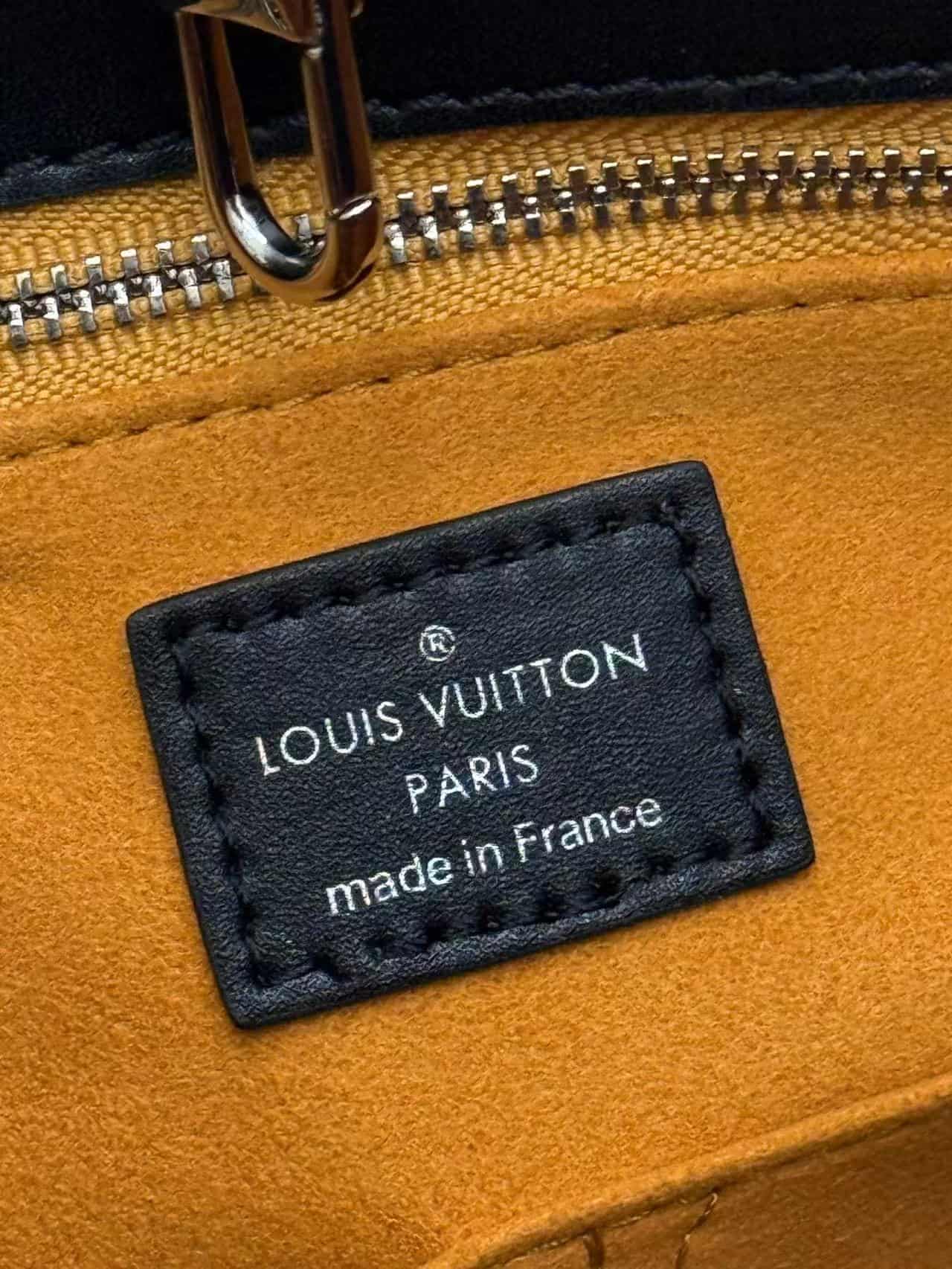 Louis Vuitton OnTheGo MM in Black Embossed Monogram High