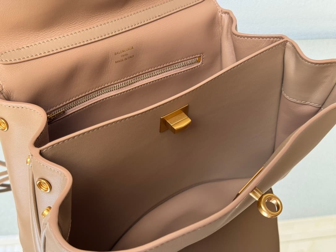 Balenciaga Rodeo Small Bag in Latte  Leather With Gold-Tone Metal TOP
