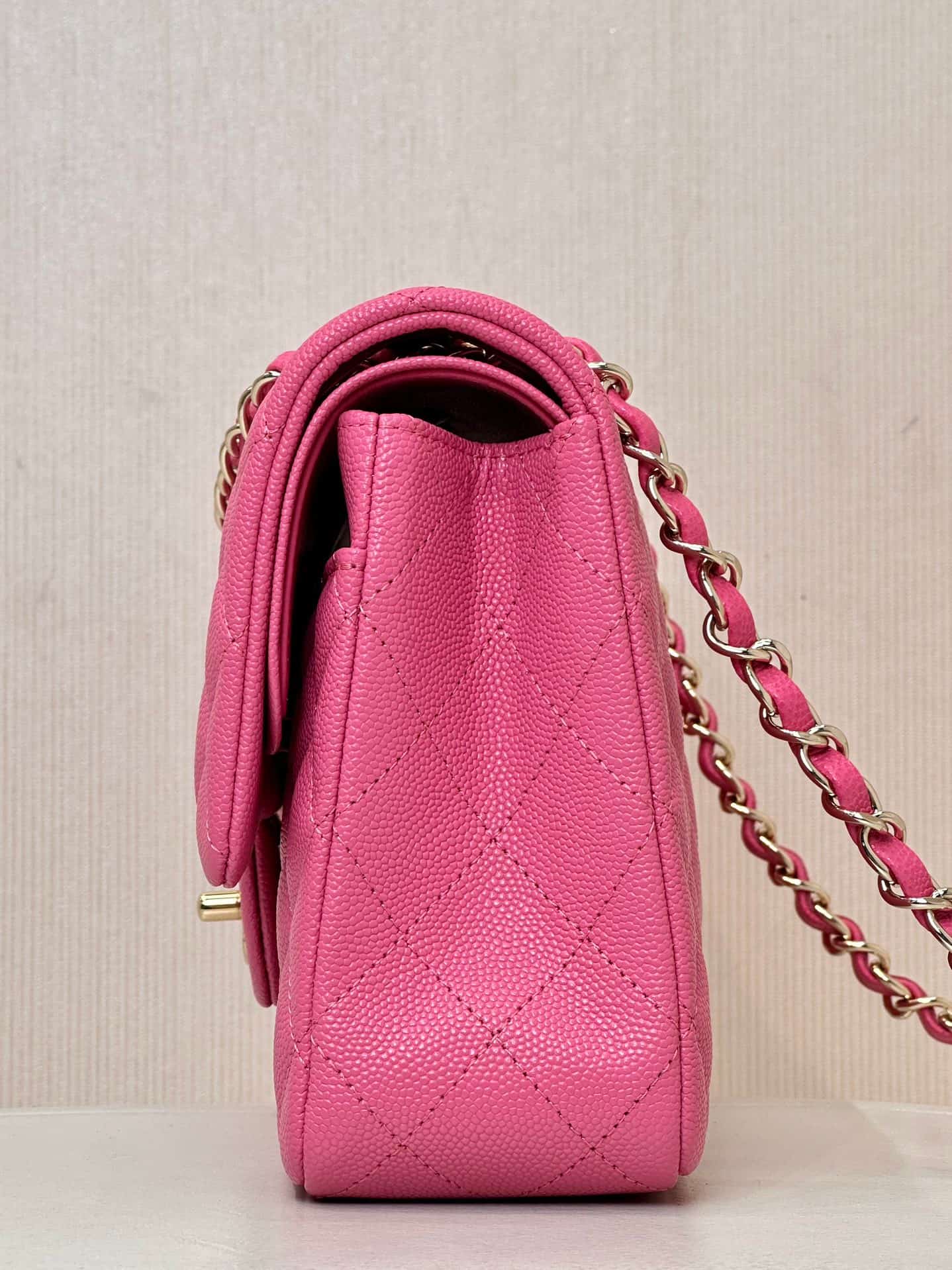 Chanel Medium CLASSIC HANDBAG Grained  Calfskin & Gold-Tone Metal Peach TOP