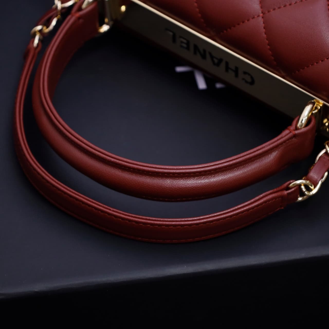 SMALL FLAP BAG WITH TOP HANDLE Lambskin Gold Metal Burgundy A