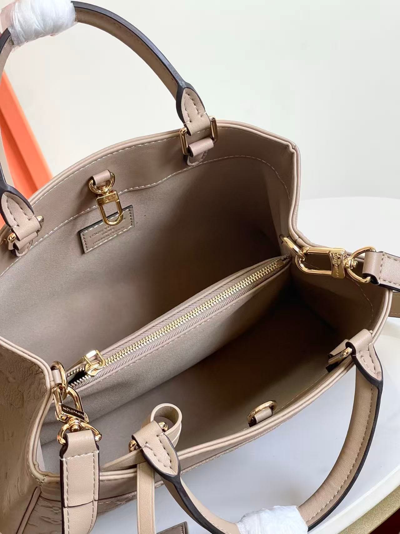 Louis Vuitton Avenue PM Cowhide leather M15231 Smoke High