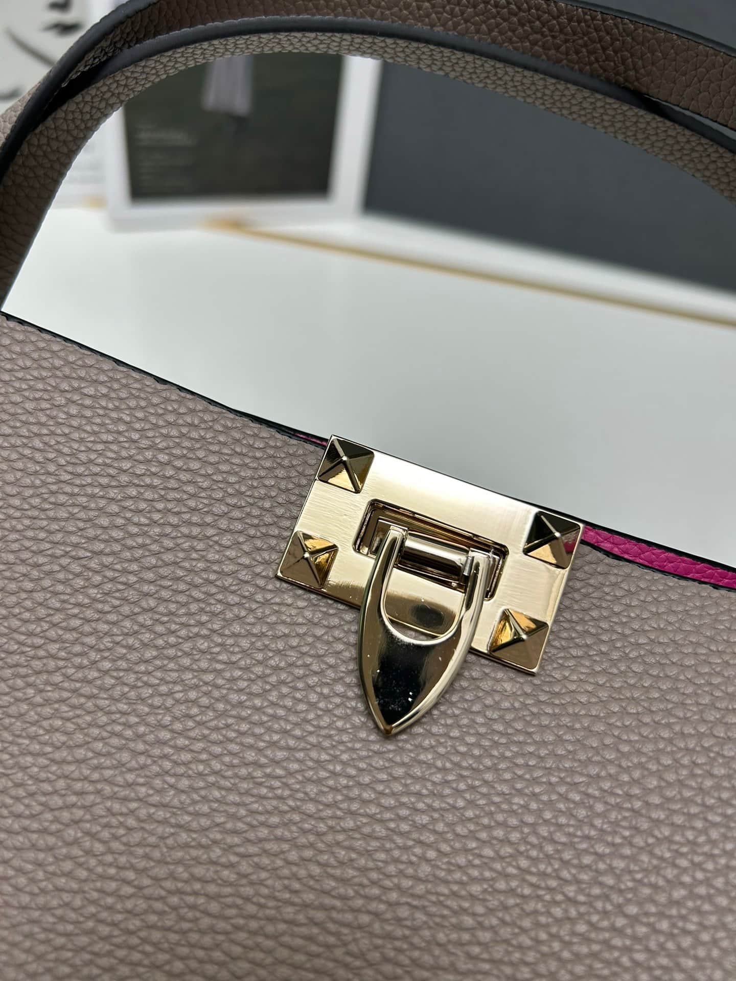 Valentino Garavani Rockstud Tote Bag in Grey Mid
