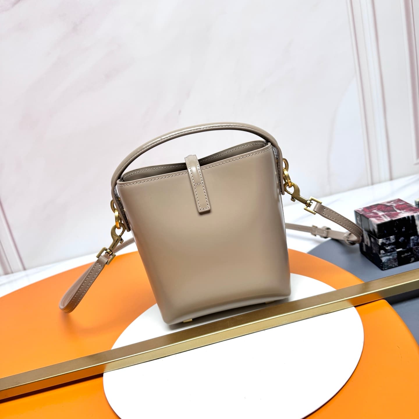 LE 37 mini in shiny leather 765870 High