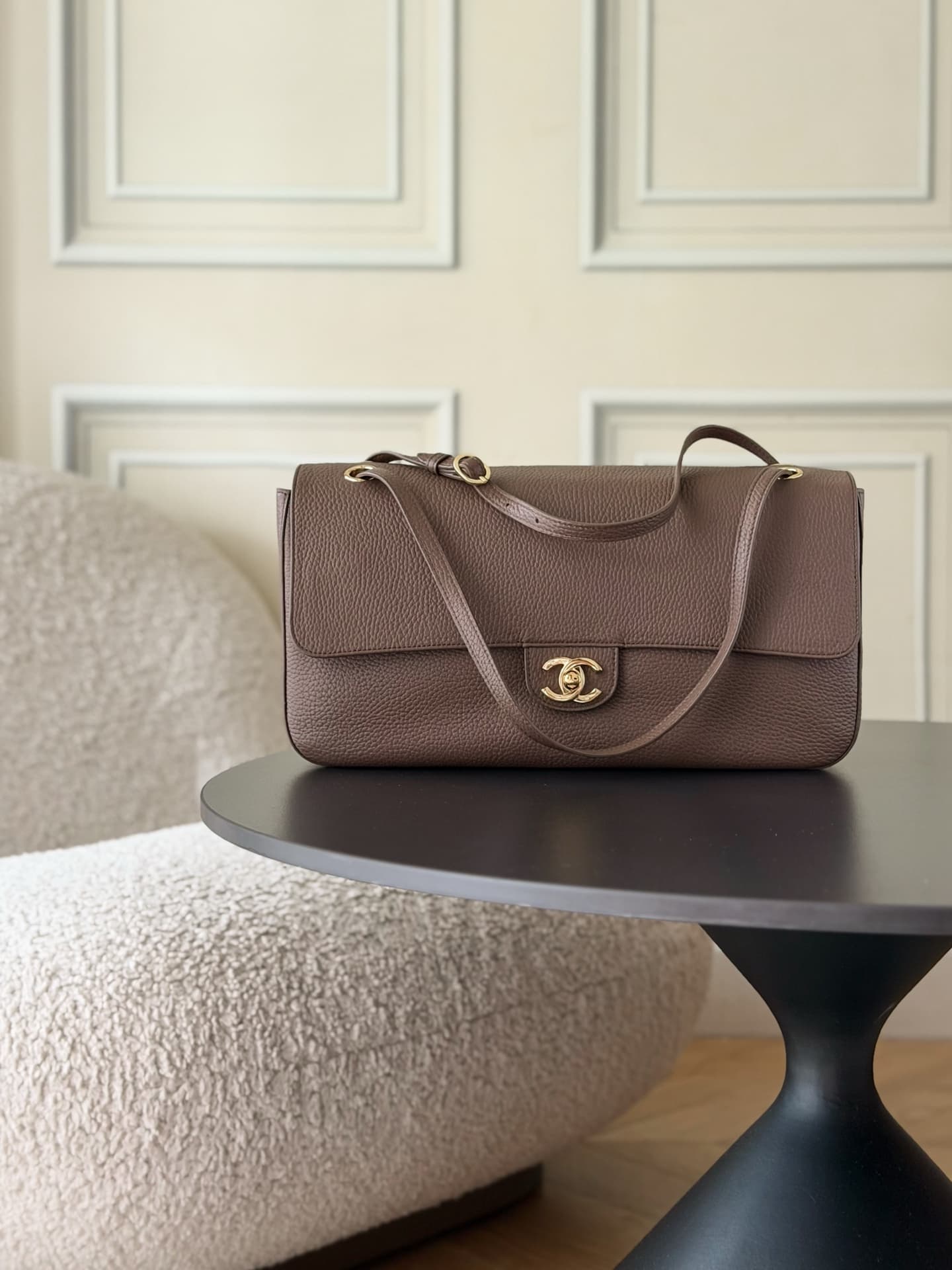 Chanel Maxi Flapbag Grained Calfskin & Gold-Tone Metal Brown AS6231 A