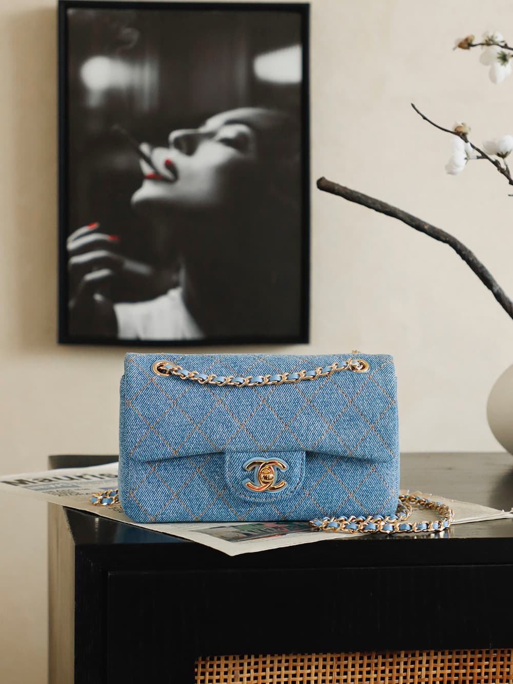 Chanel Maxi Flap bag Denim & Gold-Tone Metal Blue AS6627 A
