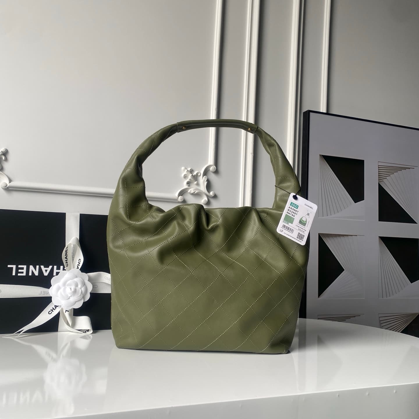 Chanel Hobo Handbag Calfskin & Gold-Tone Metal AS5967 Drak Green A