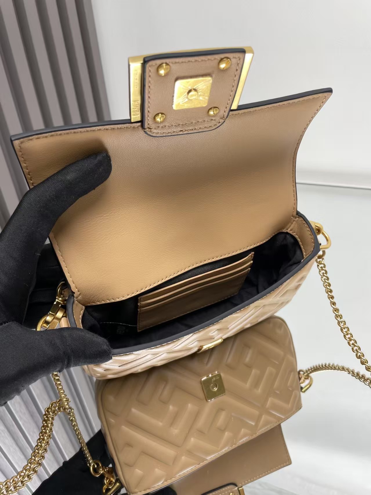 MINI BAGUETTE leather bag beige High