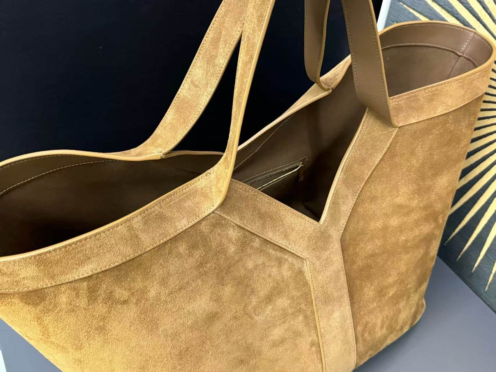 Saint Laurent Y tote in suede in Brown High